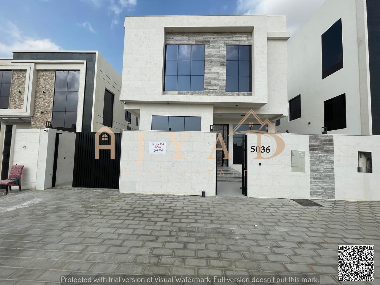 Luxury villa for sale in Al Yasmeen area. Prime location close to services, schools, and amenities. Registration fees included.