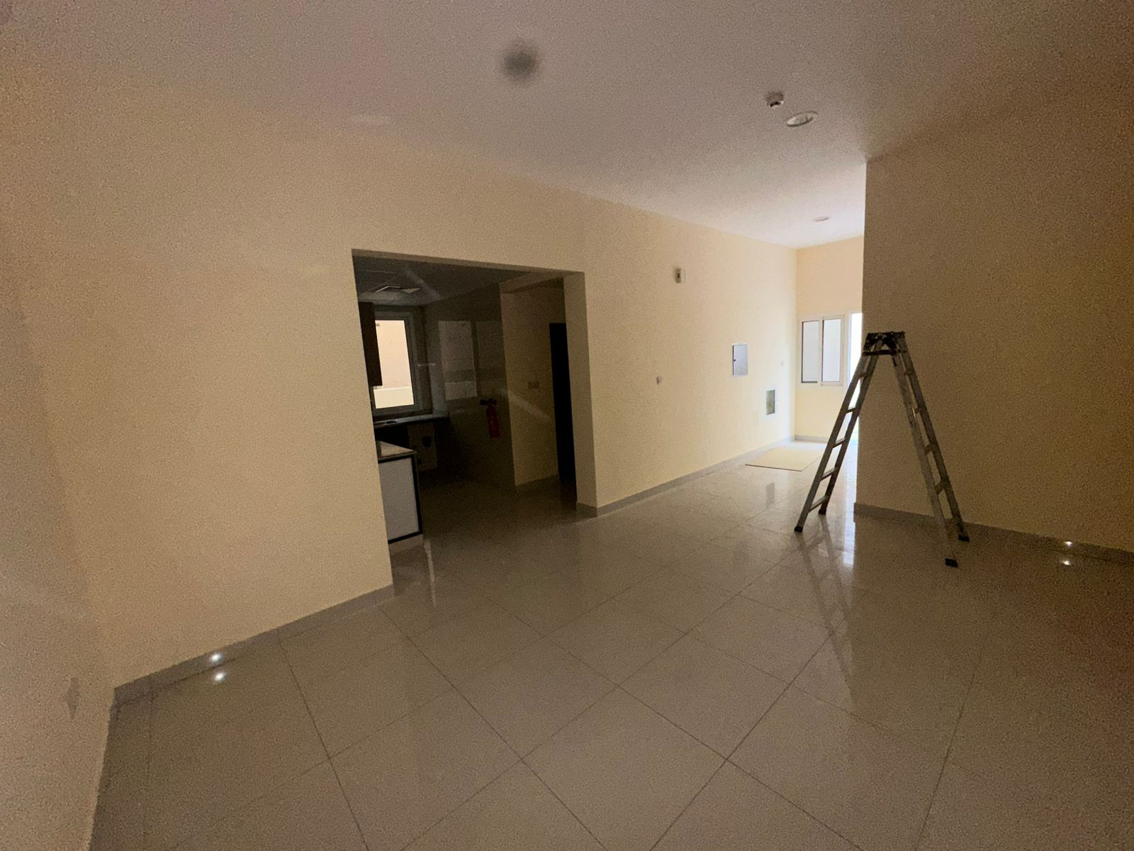 A golden opportunity to enjoy annual rent in Ajman: a studio with a separate kitchen, strategic location, and flexible payment plans.