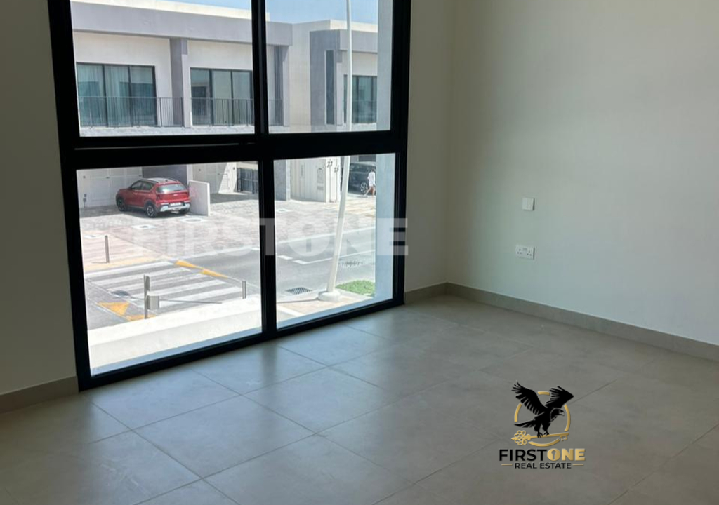 Prime Location | Vacant | Corner