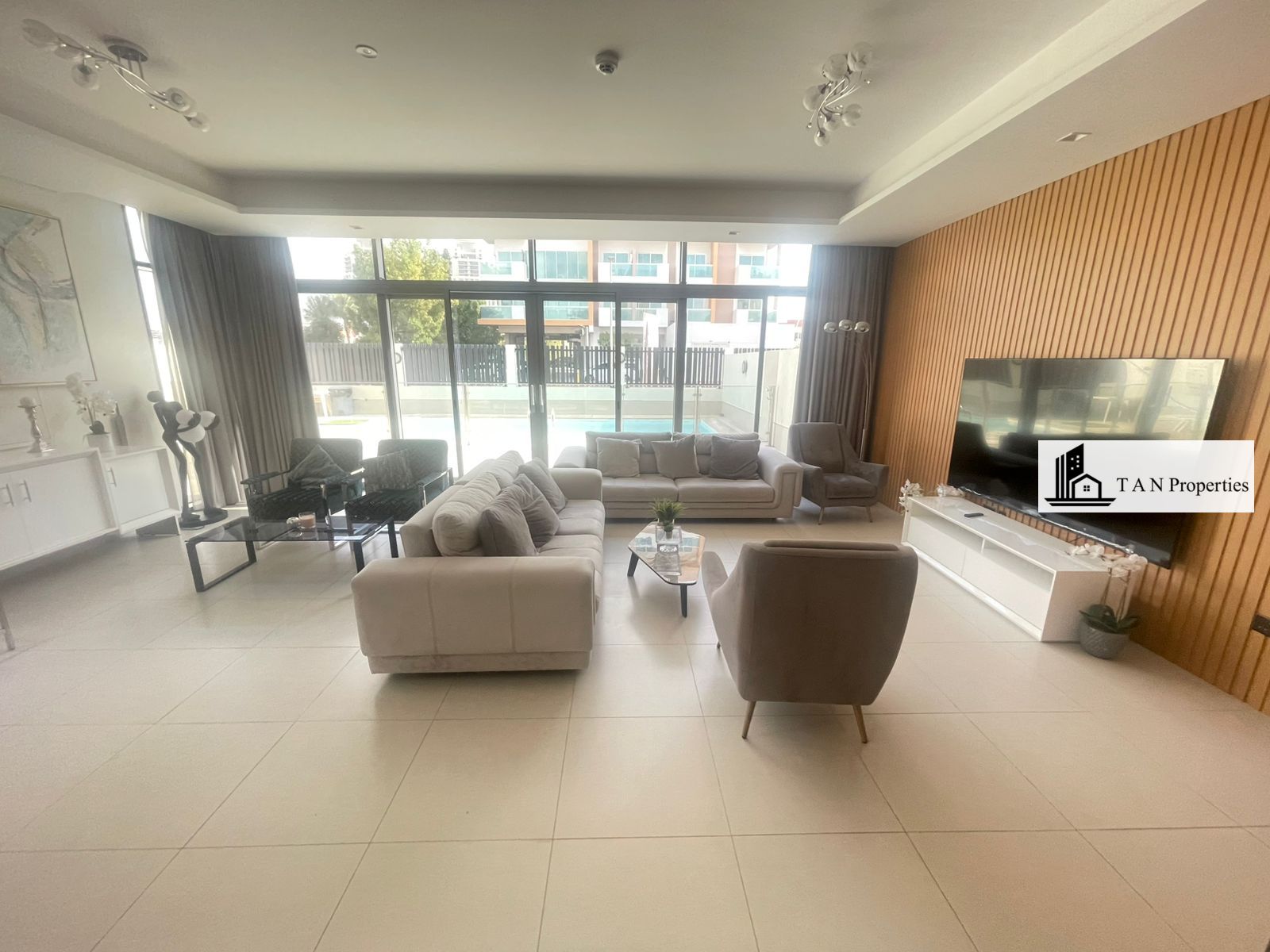 BRAND NEW VILLA | WITH POOL | COMMUNITY VIEW | VACANT