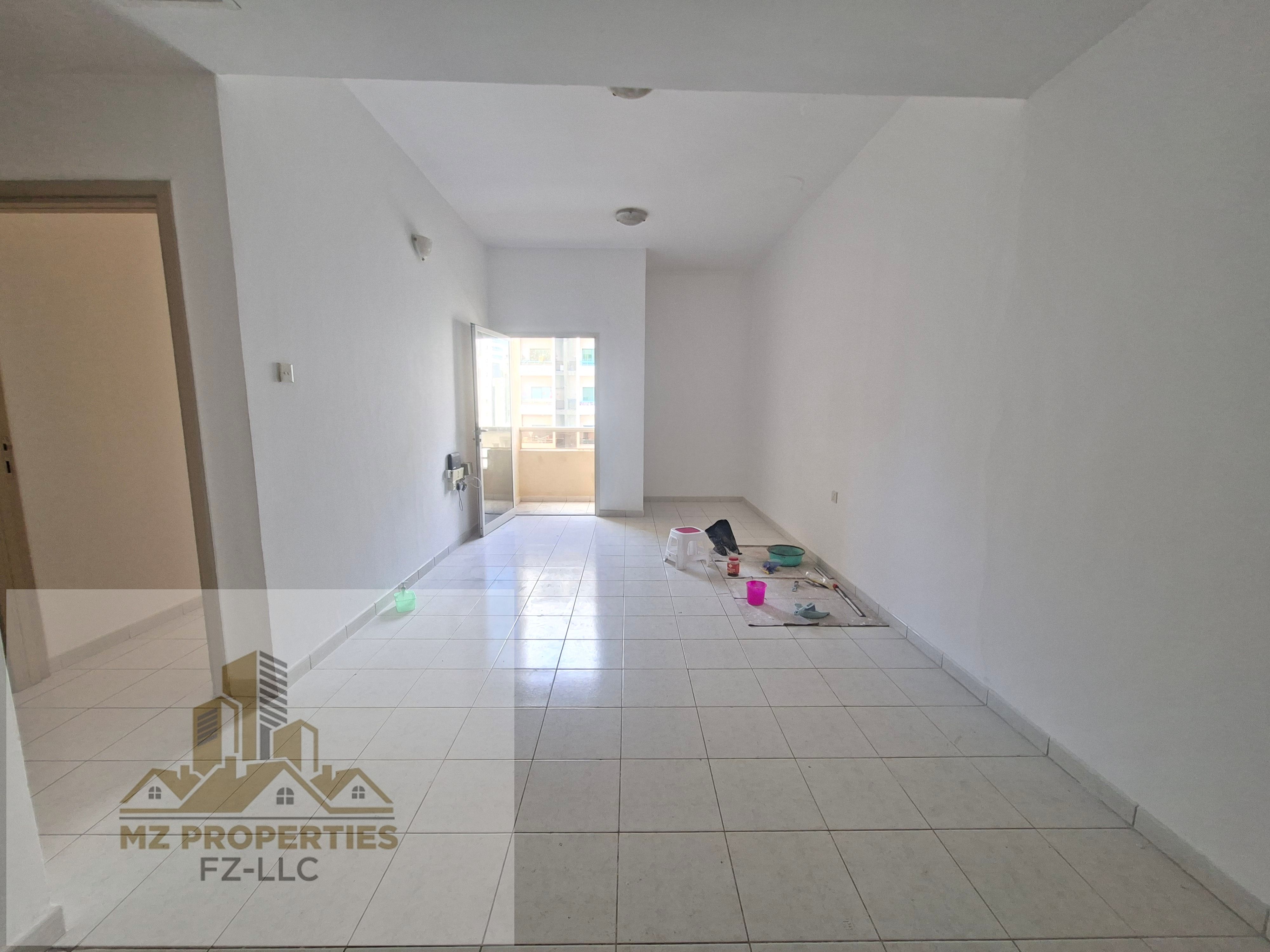 BEAUTIFUL 1 BEDROOMS HALL FOR RENT IN HEART OF SHARJAH ! BALCONY ! REASONABLE PRICE ! IN 29999