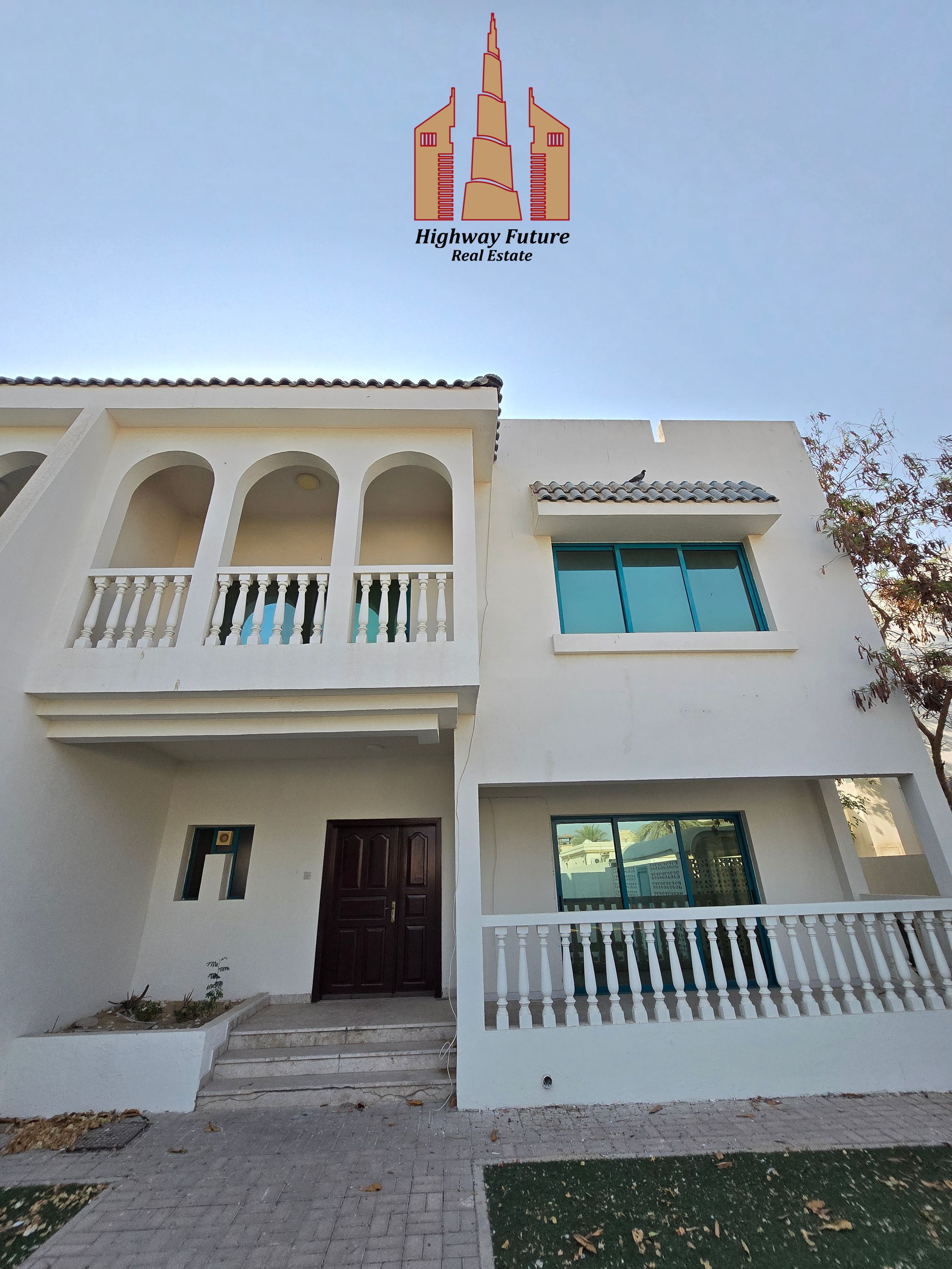 Like new 3 bedroom villa hall Majlis balcony parking wardrobes central ac small garden Maid room 100k
