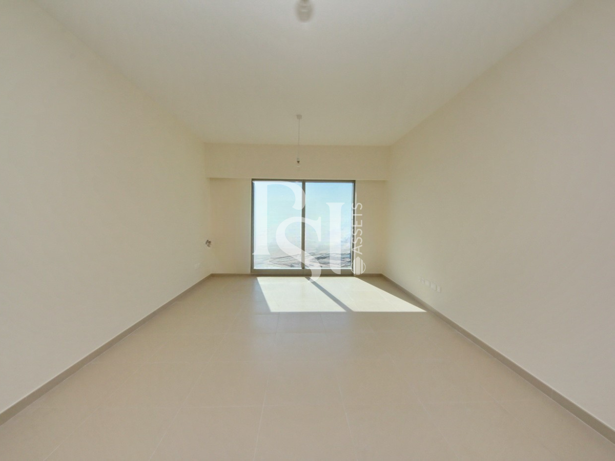 Maid Room | Prime Location | Modern Layout