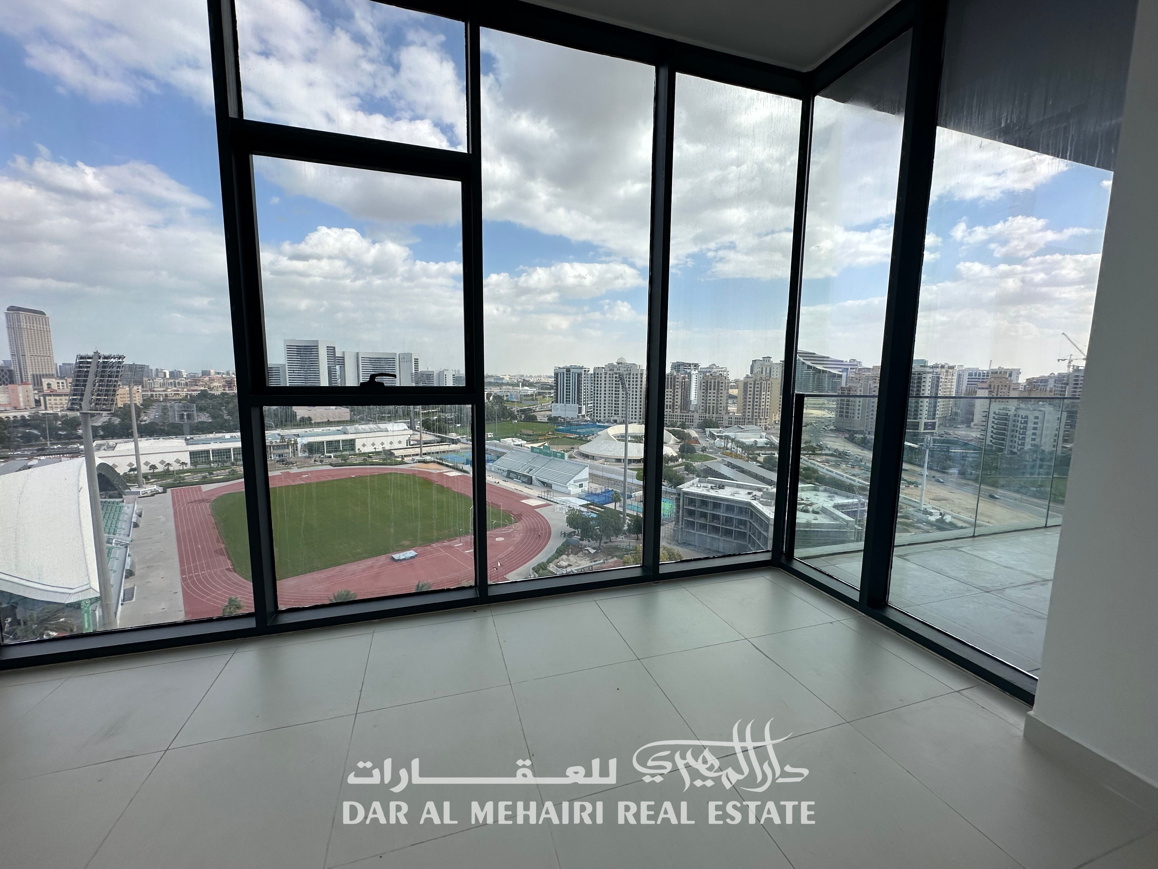 Spacious 1 Bedroom With Balcony | Pool & Gym