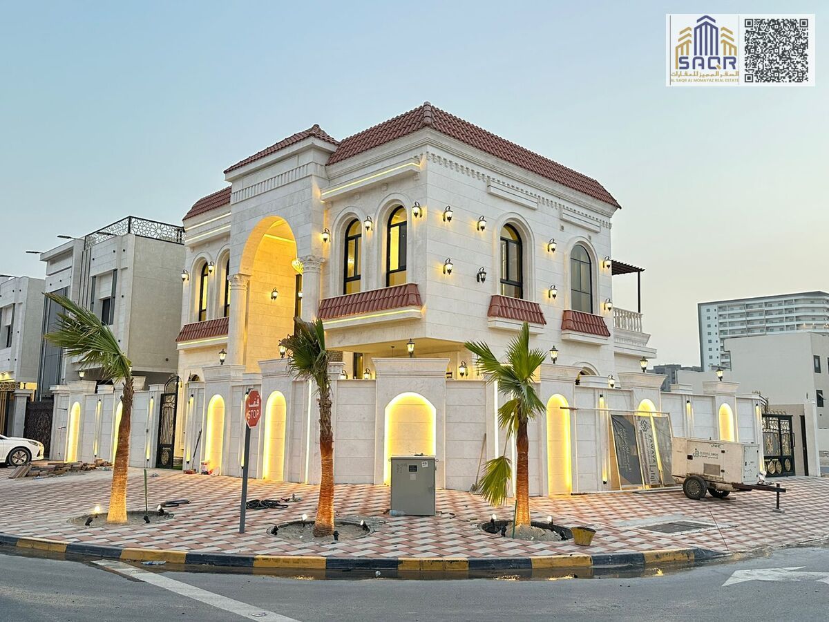 Miniature palace for sale, corner location on two streets, VIP finishing, freehold ownership / fees included / no service charges