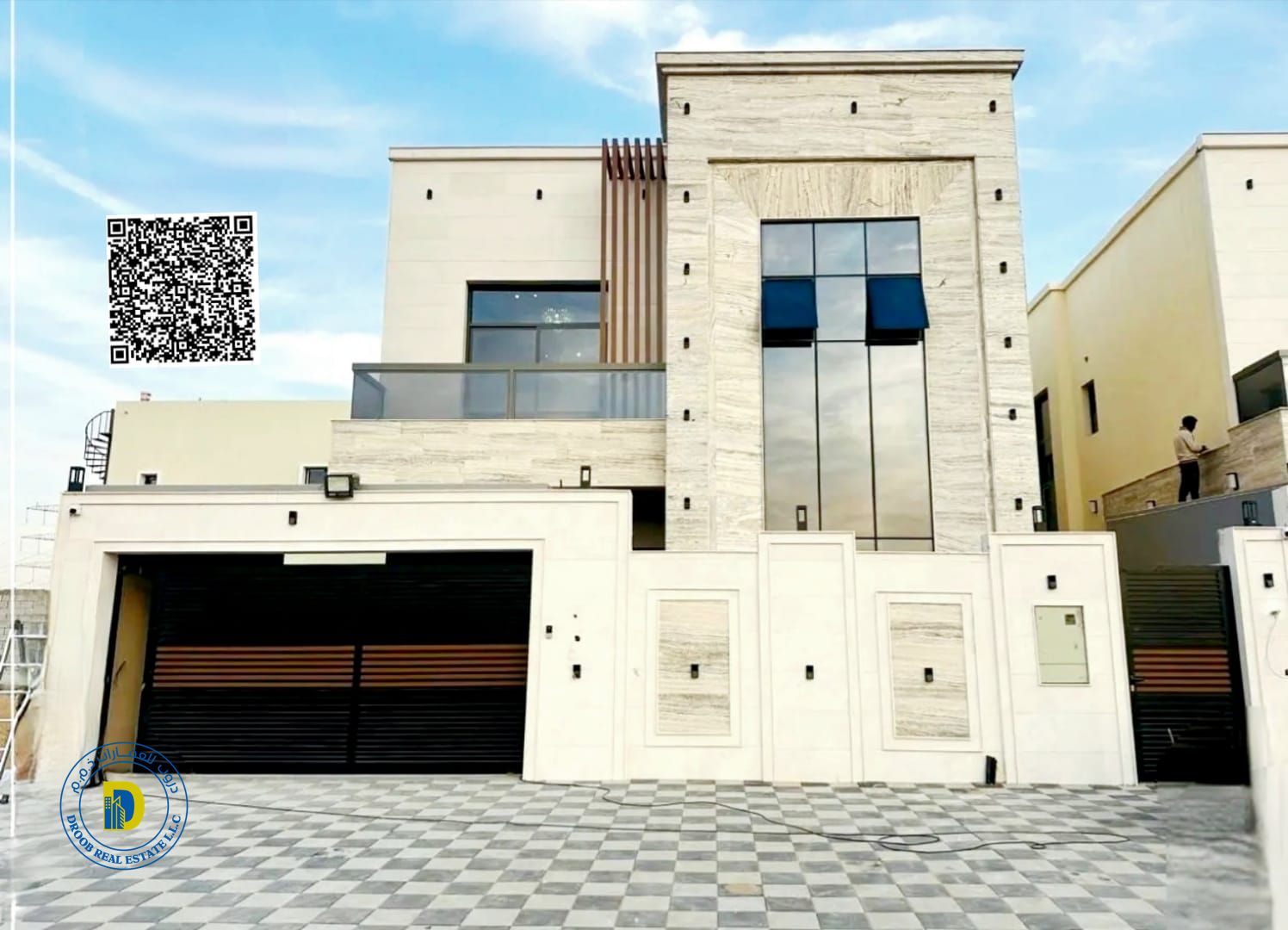 For sale: Modern villa 5BR in Al-Helio 2 area, registration fees included, super deluxe finishing, freehold, bank financing.