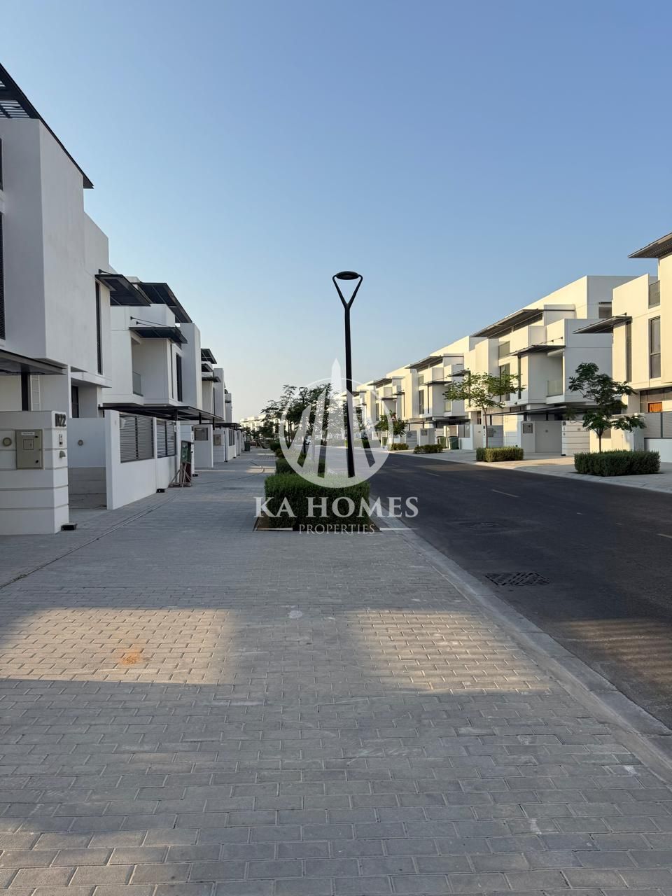 Ready-to-move-in, fully furnished villa on the sea with an easy multi-year payment plan, freehold ownership, and an exclusive discount on registration