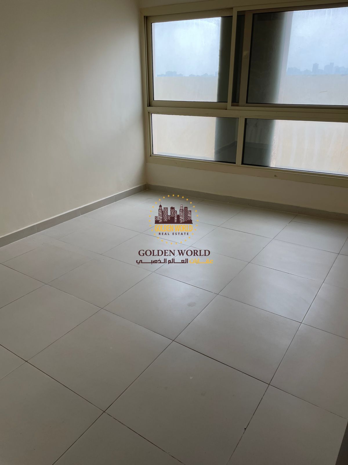 3BR penthouse in Al Butina, central AC, 3 bathrooms, master room + maid room, big kitchen, indoor parking, sea view. Rent AED 65,000, 4 or 6 cheques.