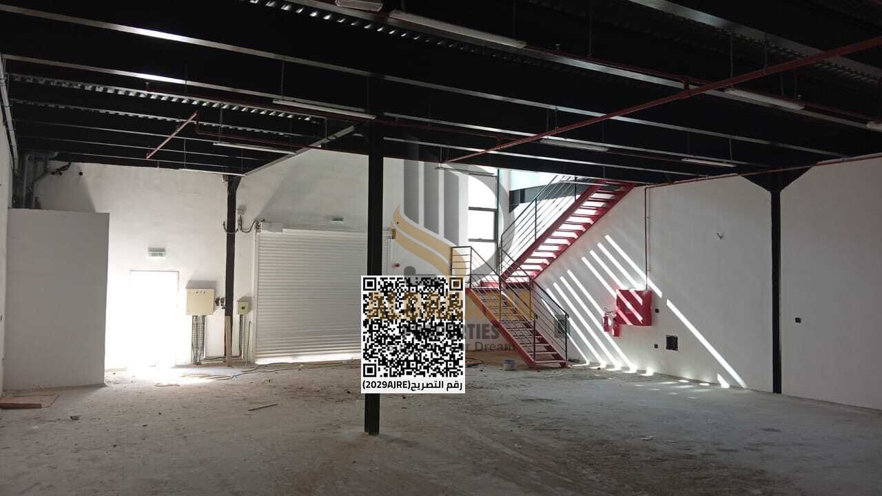 We are pleased to present this exceptional warehouse located in the heart of Al Jurf Industrial 2, Ajman, an ideal choice for businesses and individua
