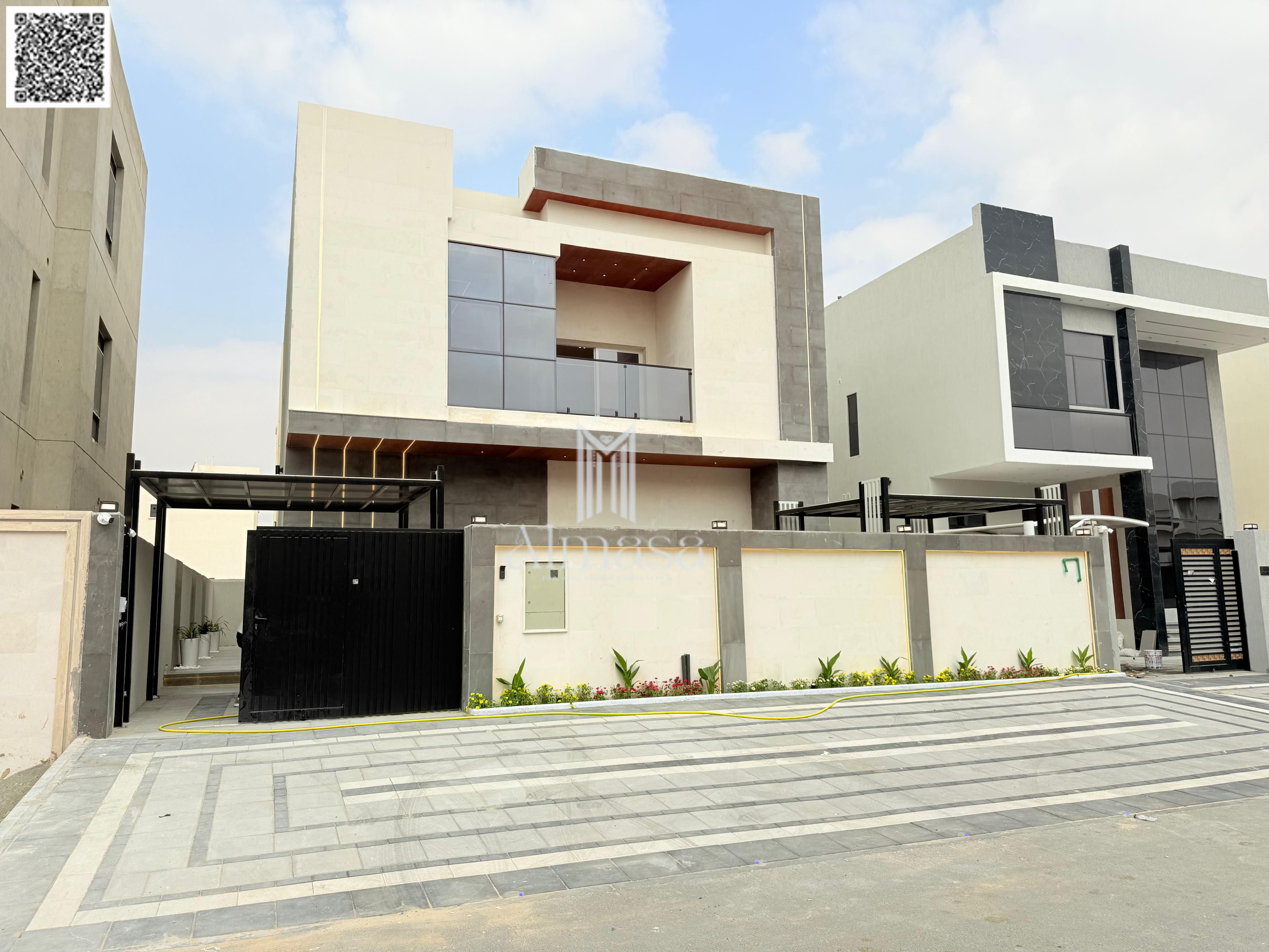 Your chance to own a villa, including registration and ownership fees. Freehold, available to all nationalities. Super deluxe finishing, ready to move