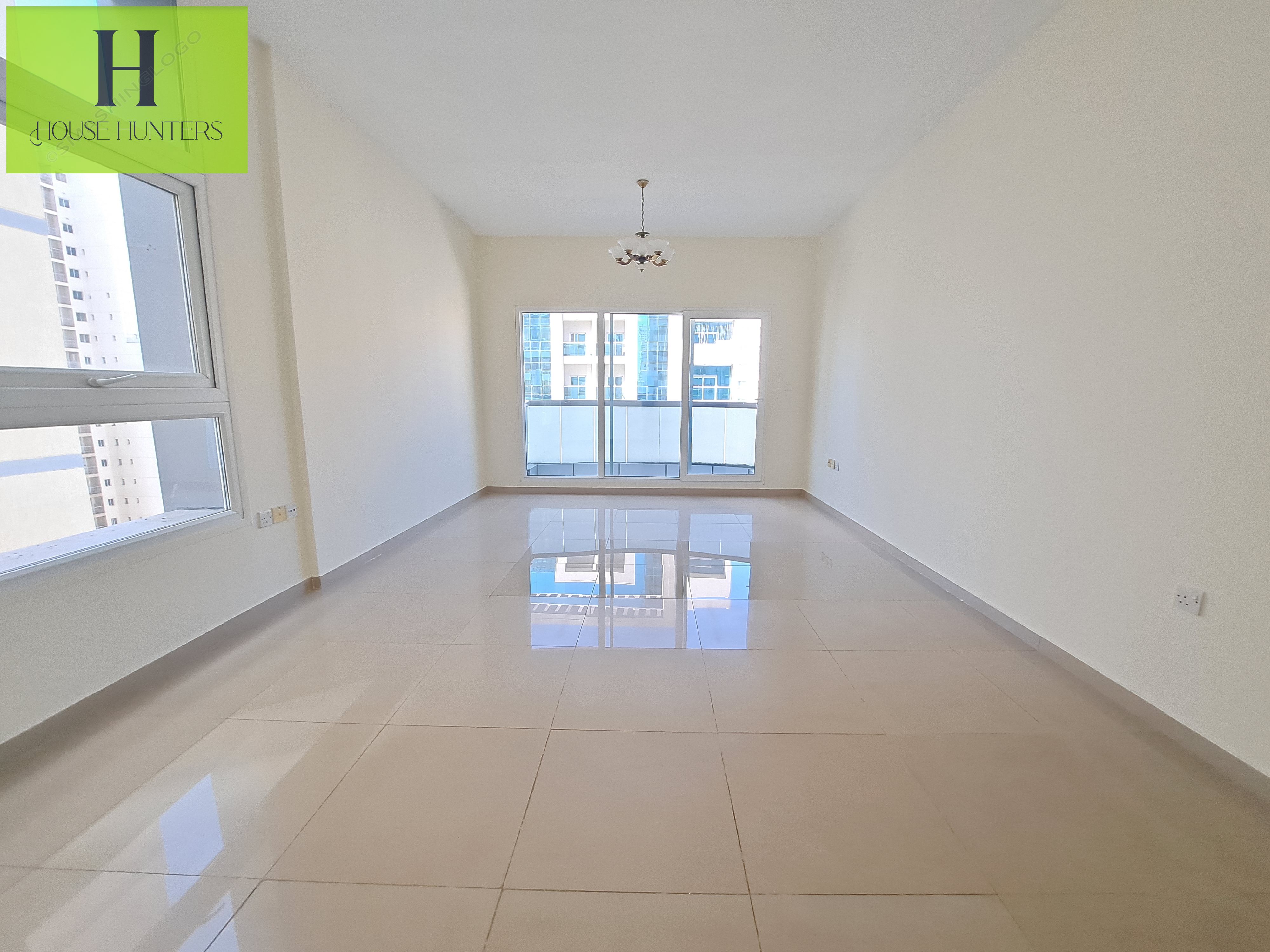 Hot offer Chiller free 2bhk with gym pool and one month free