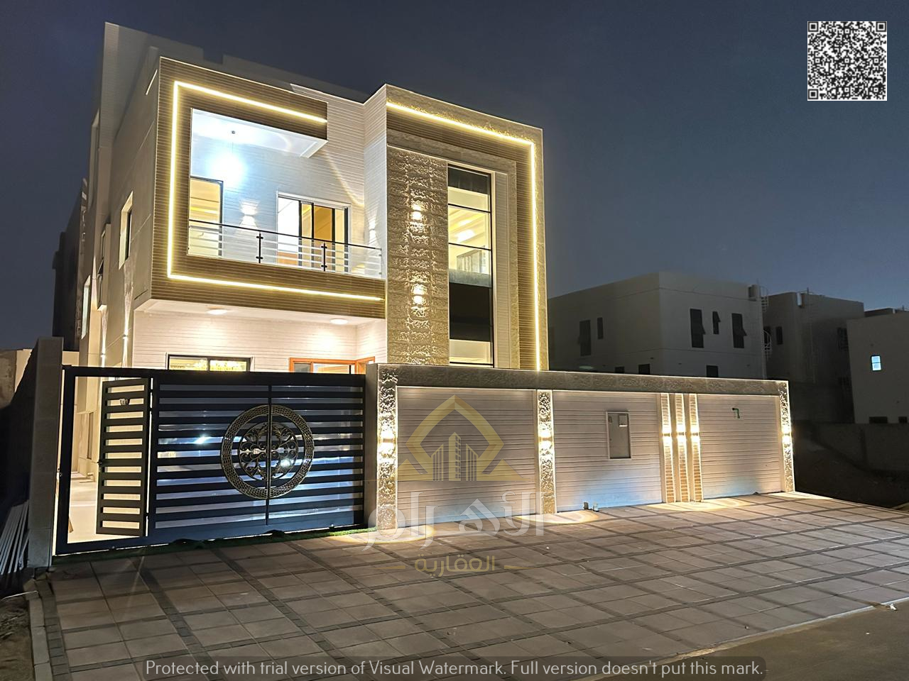 Luxury villa, freehold, open to all nationalities, in a prime location close to amenities and with easy access to Sheikh Mohammed Bin Zayed Road - fea