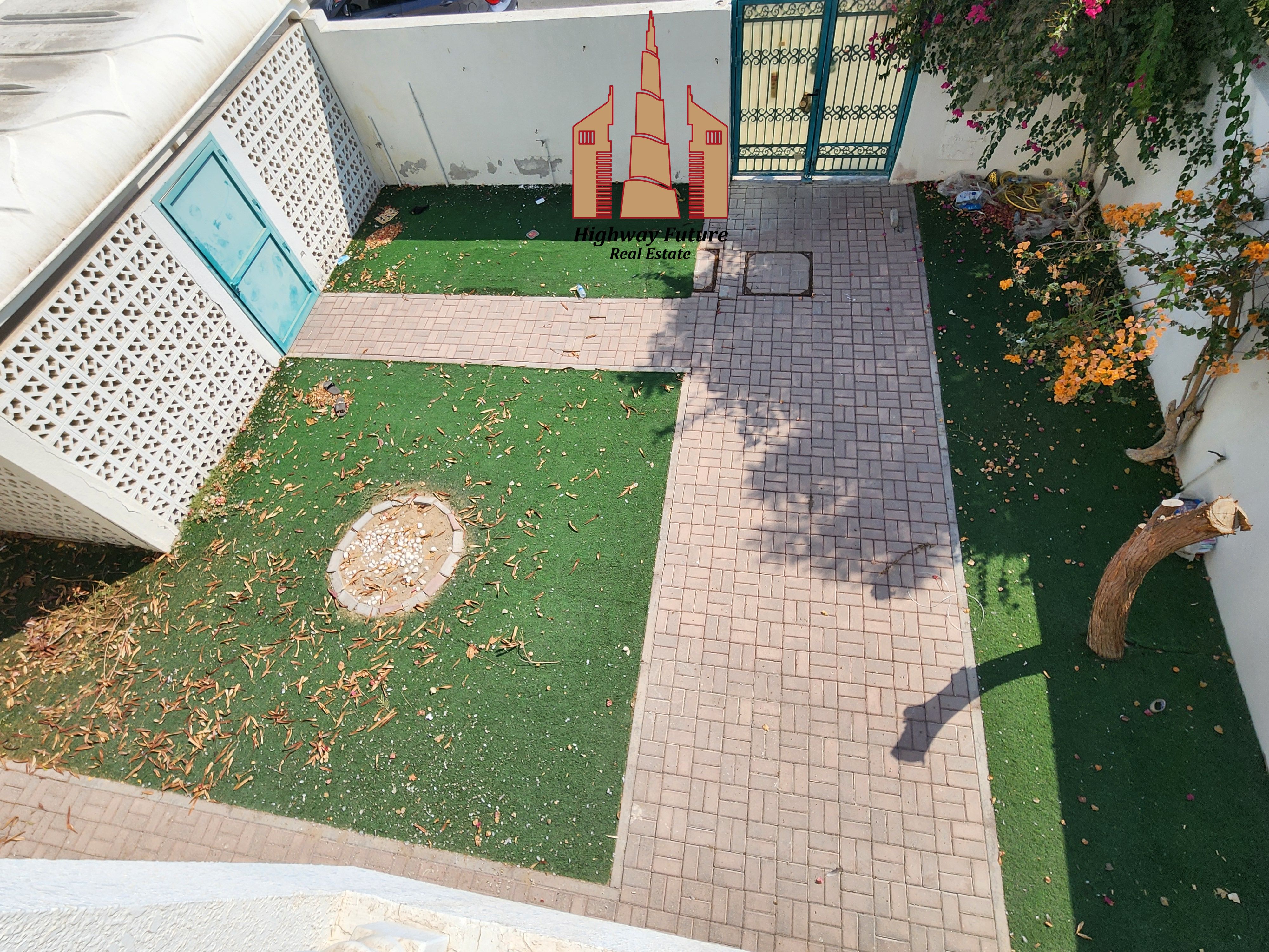 3 Bed room Hall Majlis Wardrobe Balcony Maids room gardan big villa 100k