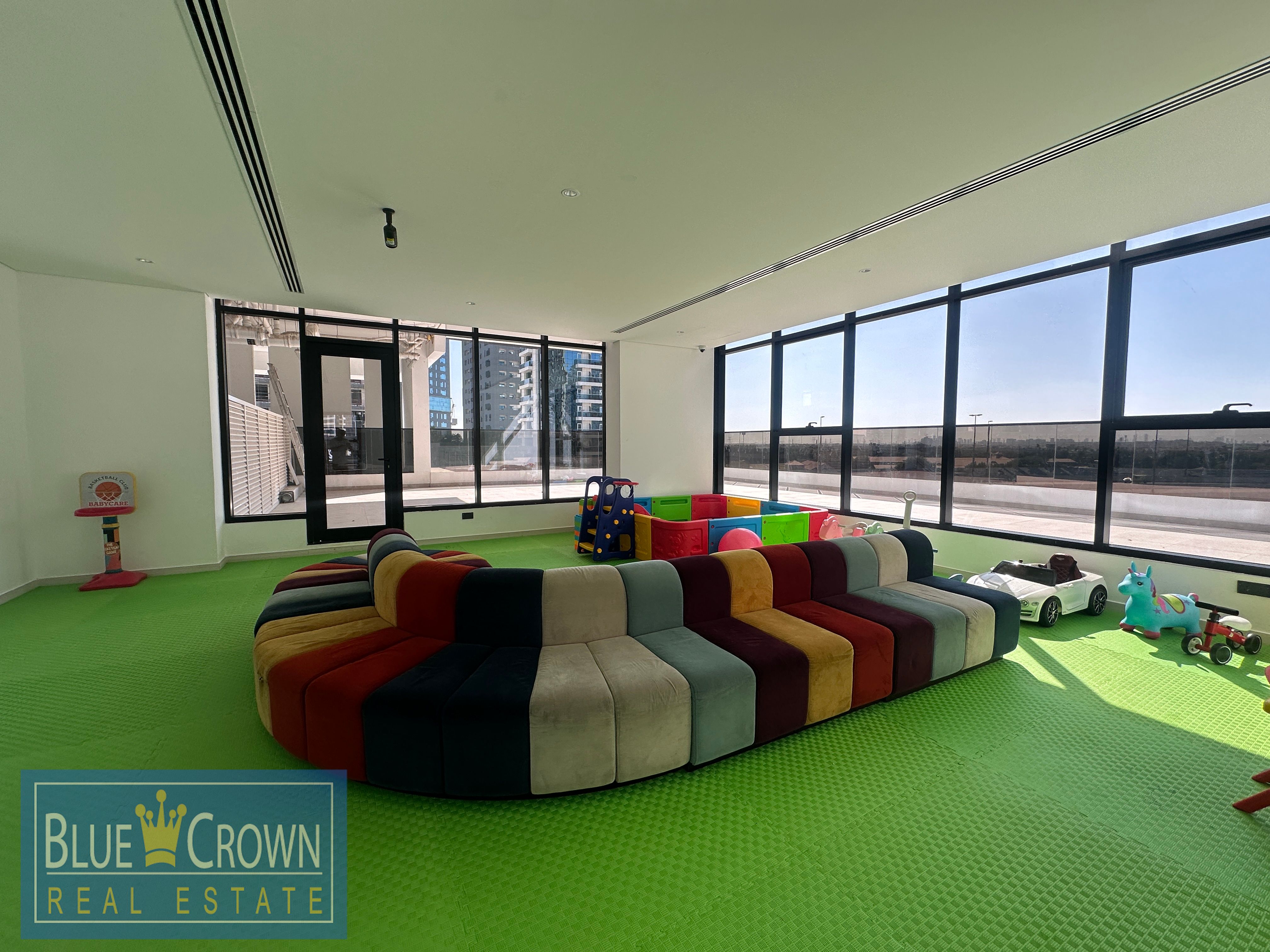 BRAND NEW 3BEDROOM HUGE TERRACE