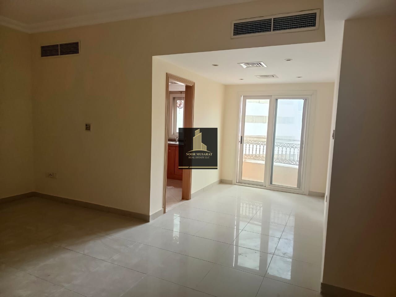 Neat And Clean 2bhk With 2 Washrooms + Wardrobe Only In 44k Close To Al Nahda Park Shj Call Zain
