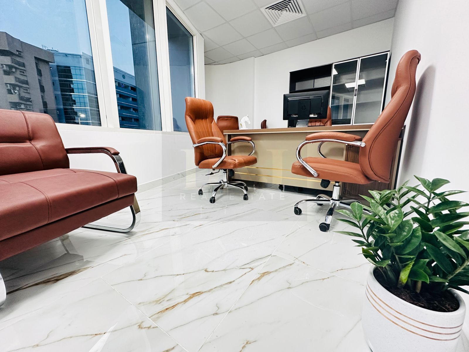 Unlock Your Business Potential with Our Flexible Office Spaces.