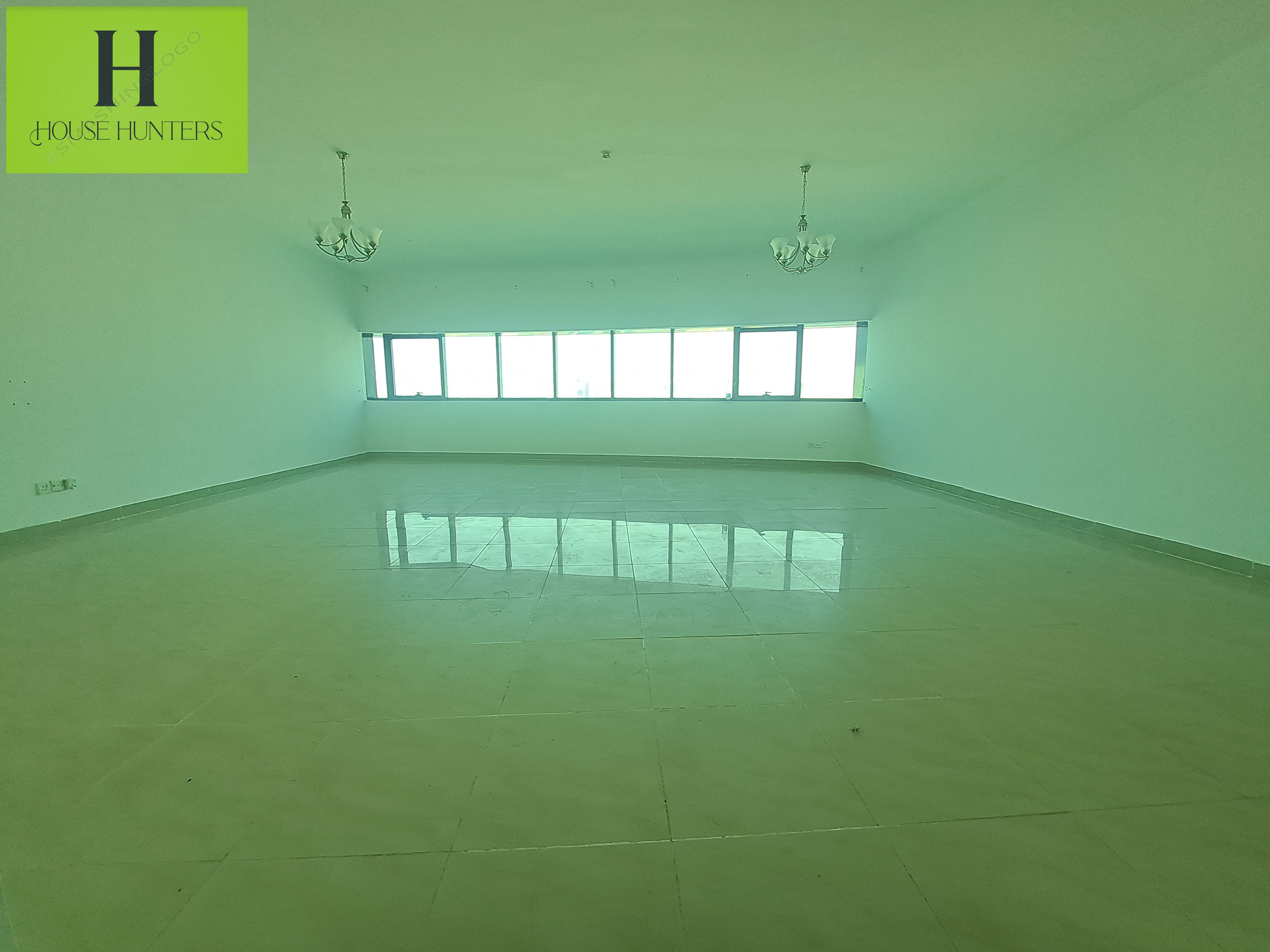 Hot offer king size 3bhk with maidroom, parking and gym pool, kids play area