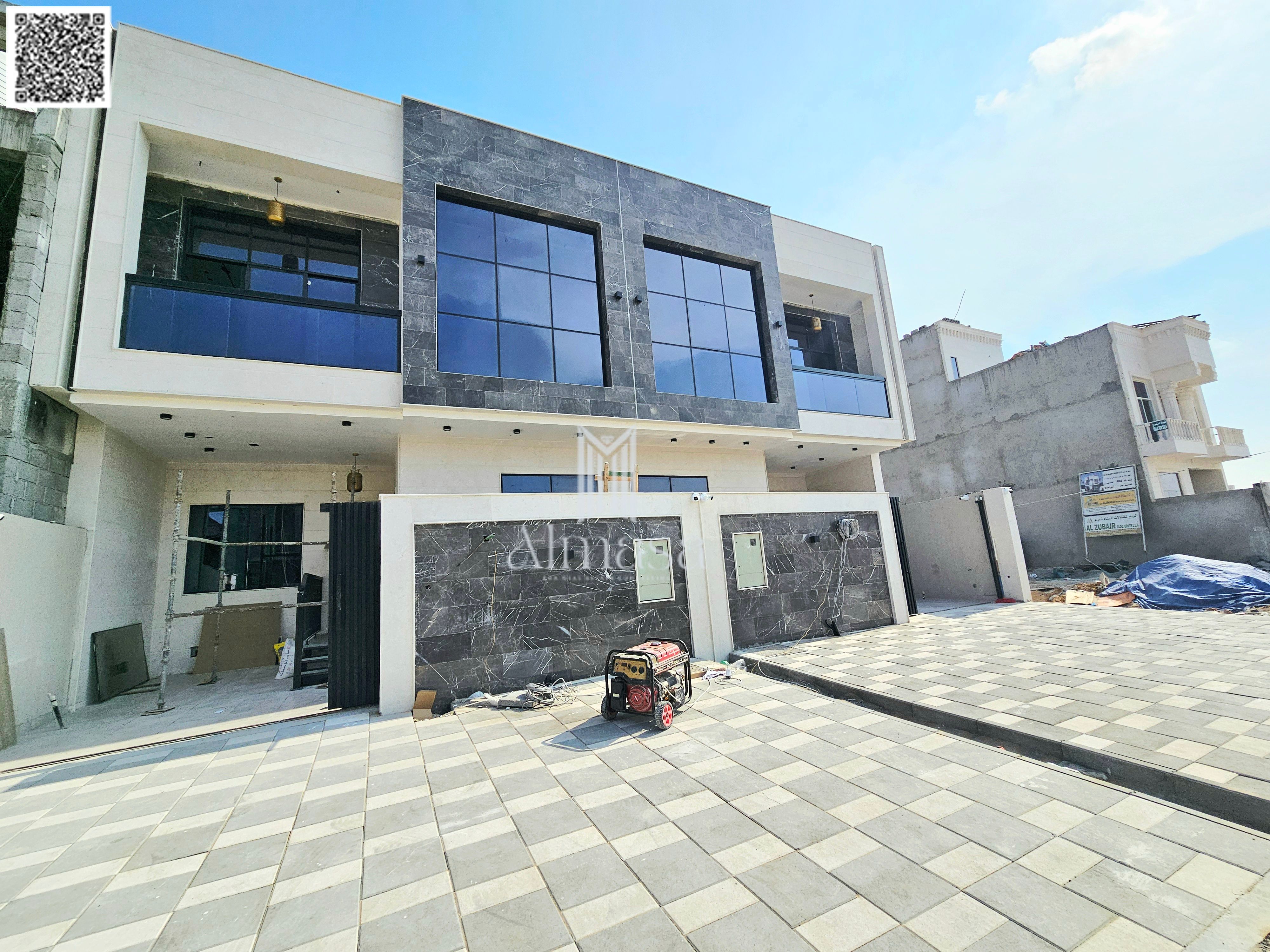 Modern villa with a stone facade, at an excellent price, lowest price, including registration fees.