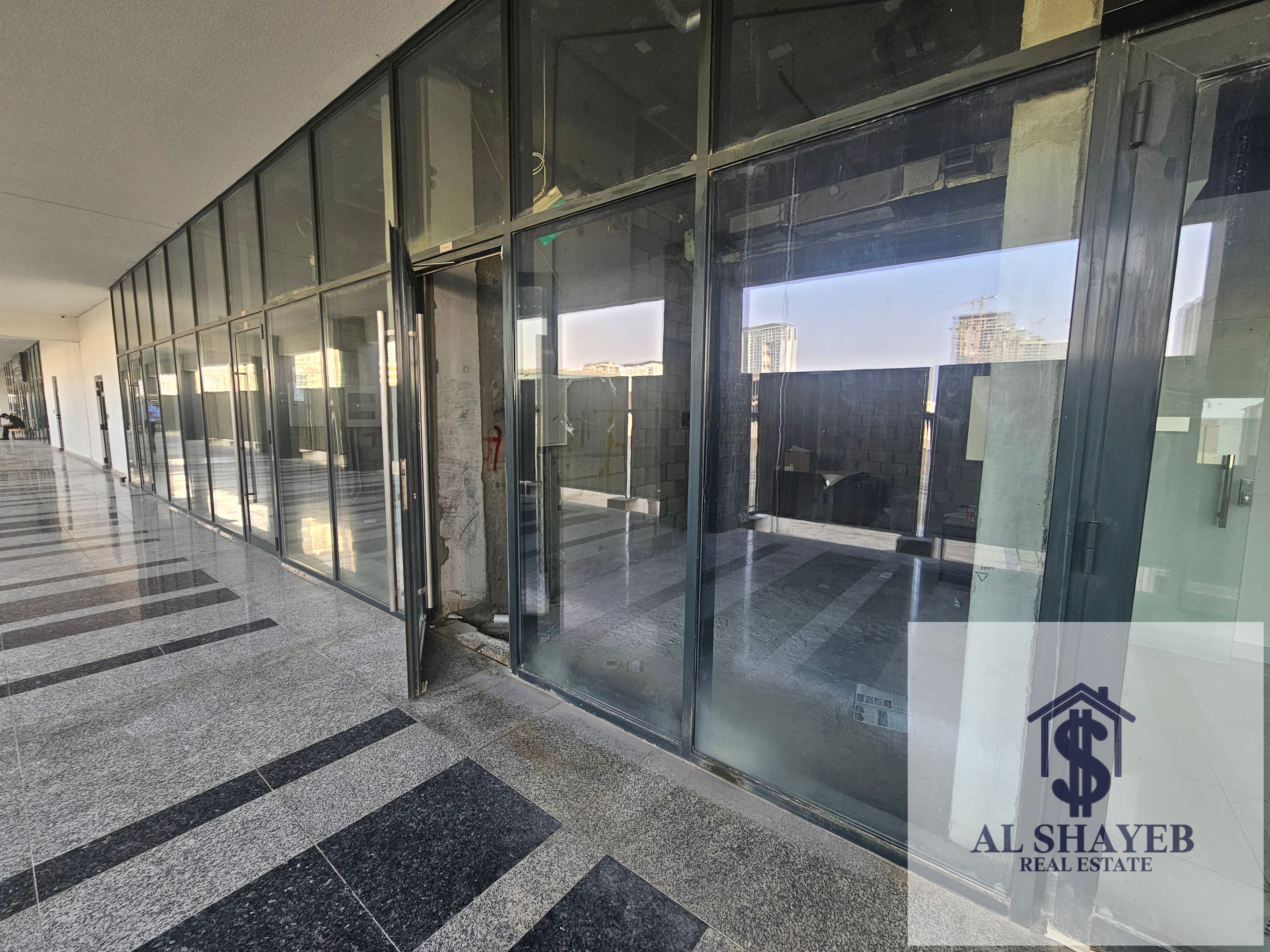 Shop for Rent | Azizi Riviera – Crystal Lagoon View