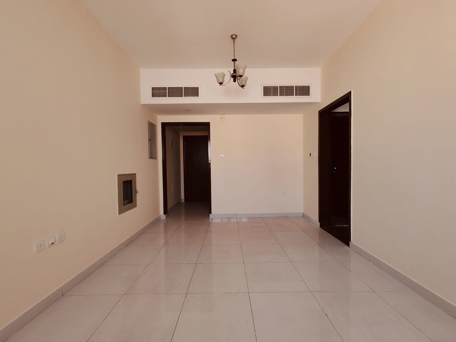 Amazing Offering Price ||| UpTo 12 Cheques Payment ||| 1 Bedroom Apartment With Parking ||| Near Ansar Mall