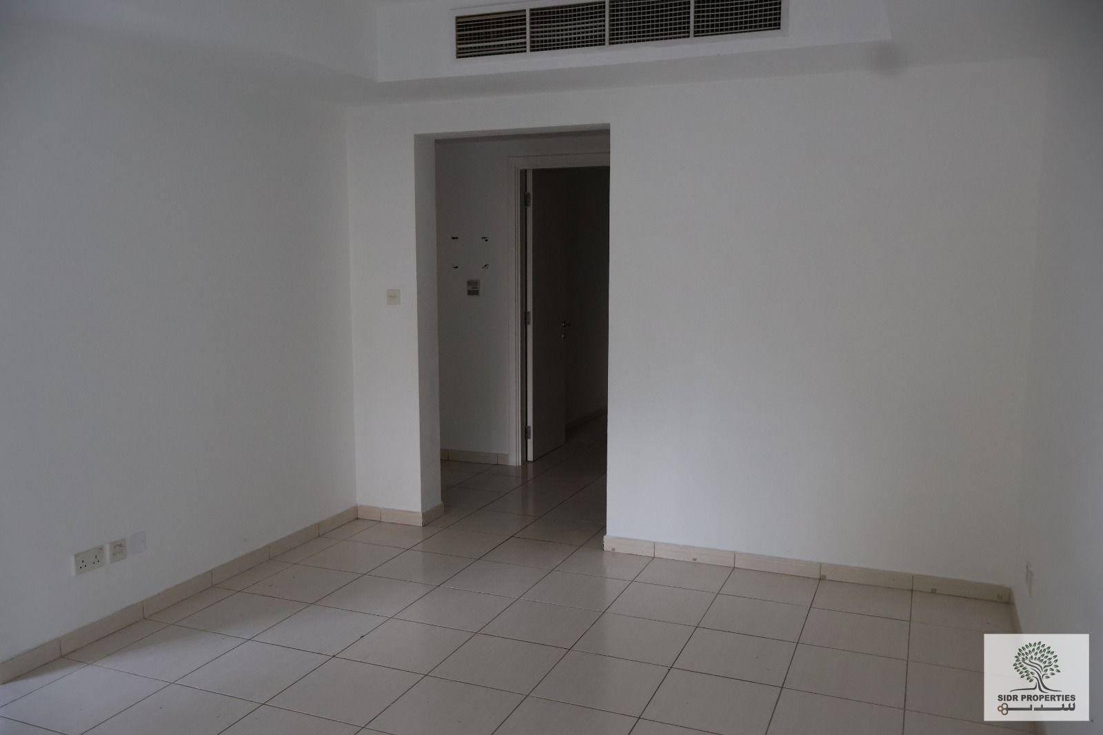 Spacious 2BR Villa with Garden, Maid’s Room, and Storage – Springs 15