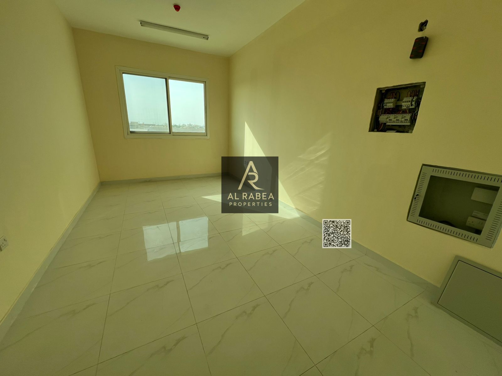 Investment opportunities - Prime location - Easy access to Dubai and Sharjah