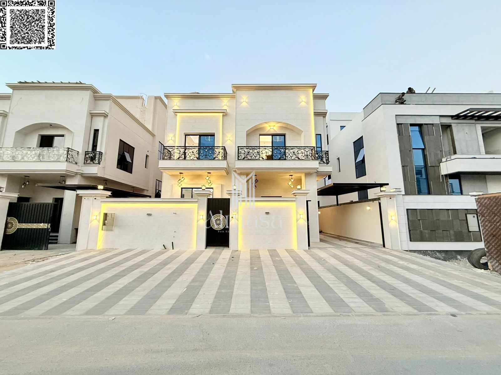 Own a villa with a palatial design and high-end finishes, featuring a large yard and Includes registration, ownership, water, electric
