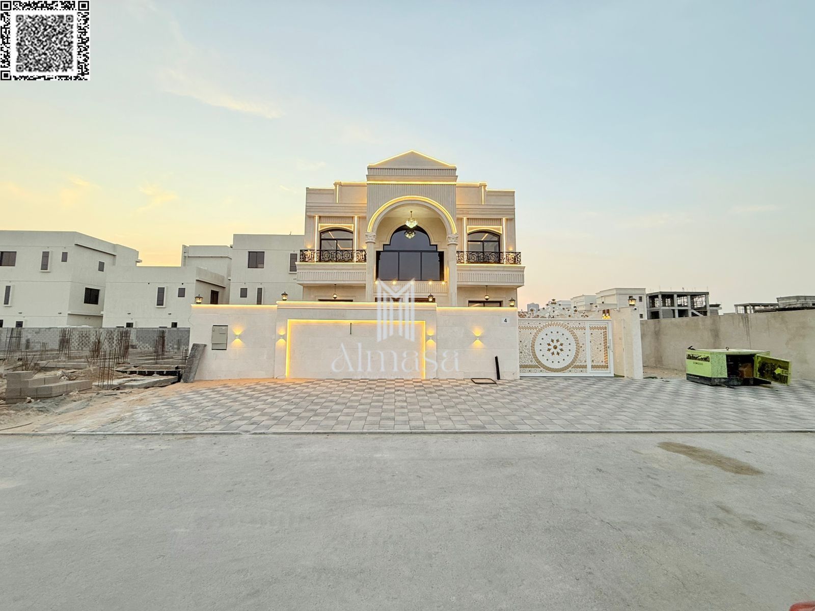 Miniature palace for sale, VIP finishing, freehold ownership, price includes registration and ownership fees, and no service charges.