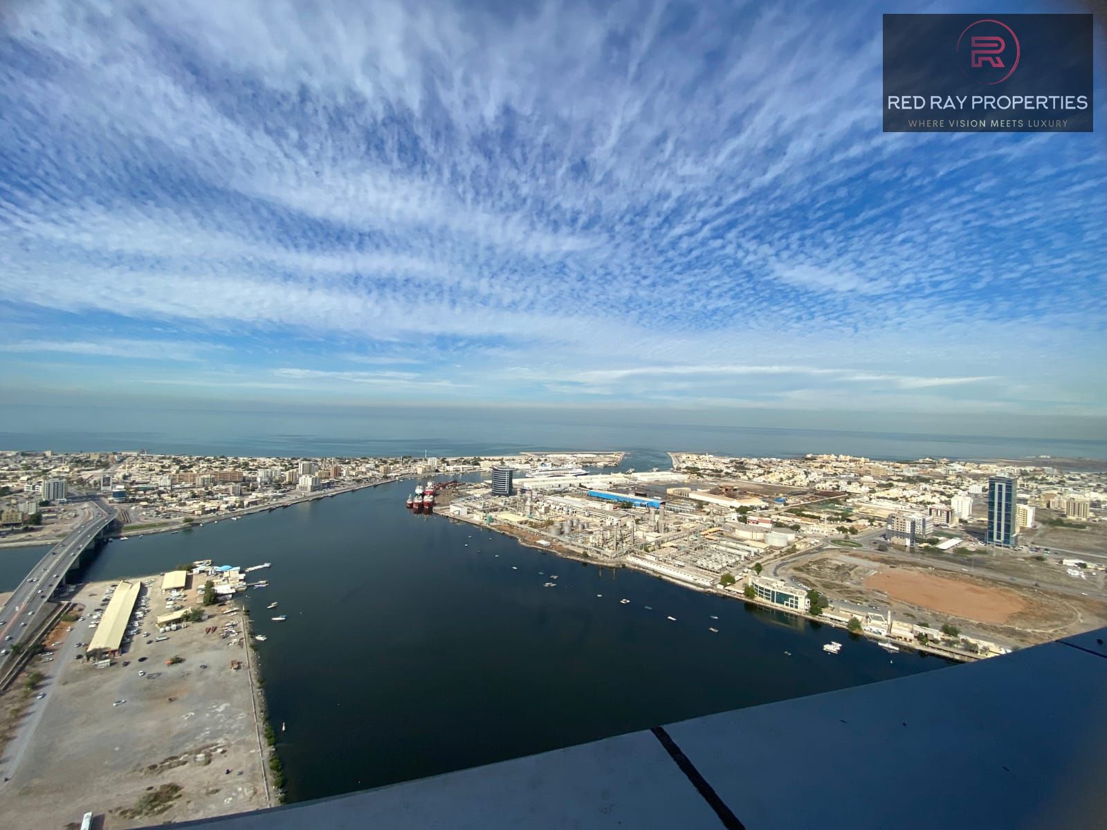 Sea View Duplex 4 Beds + Maid | Higher Floor
