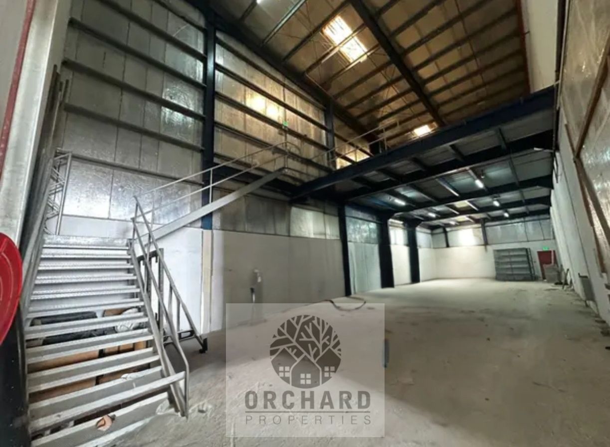 3800 SQFT WAREHOUSE WITH MEZZANINE/Ground 2500 SQFT & MEZZANINE 1300 SQFT/MEZZANINE 1300 SQFT /ONLY FOR STORAGE/ PRIME LOCATION / RENT 140,000 DH