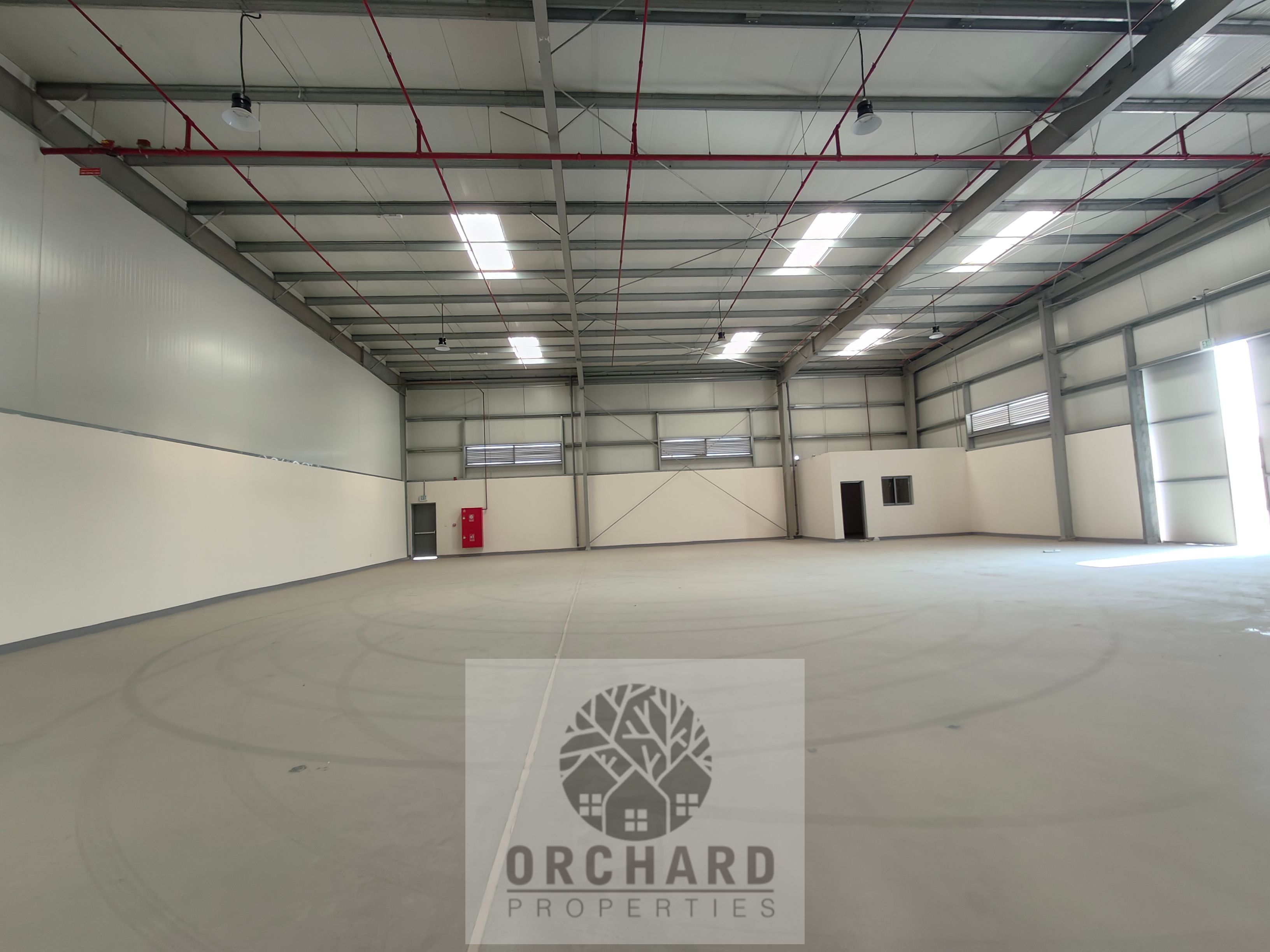 WONDERFUL/ ROAD LOCATED / 6000 SQFT WAREHOUSE / STPRAGE