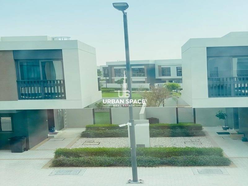 Luxury 3-Bed Townhouse for Rent : Multiple options