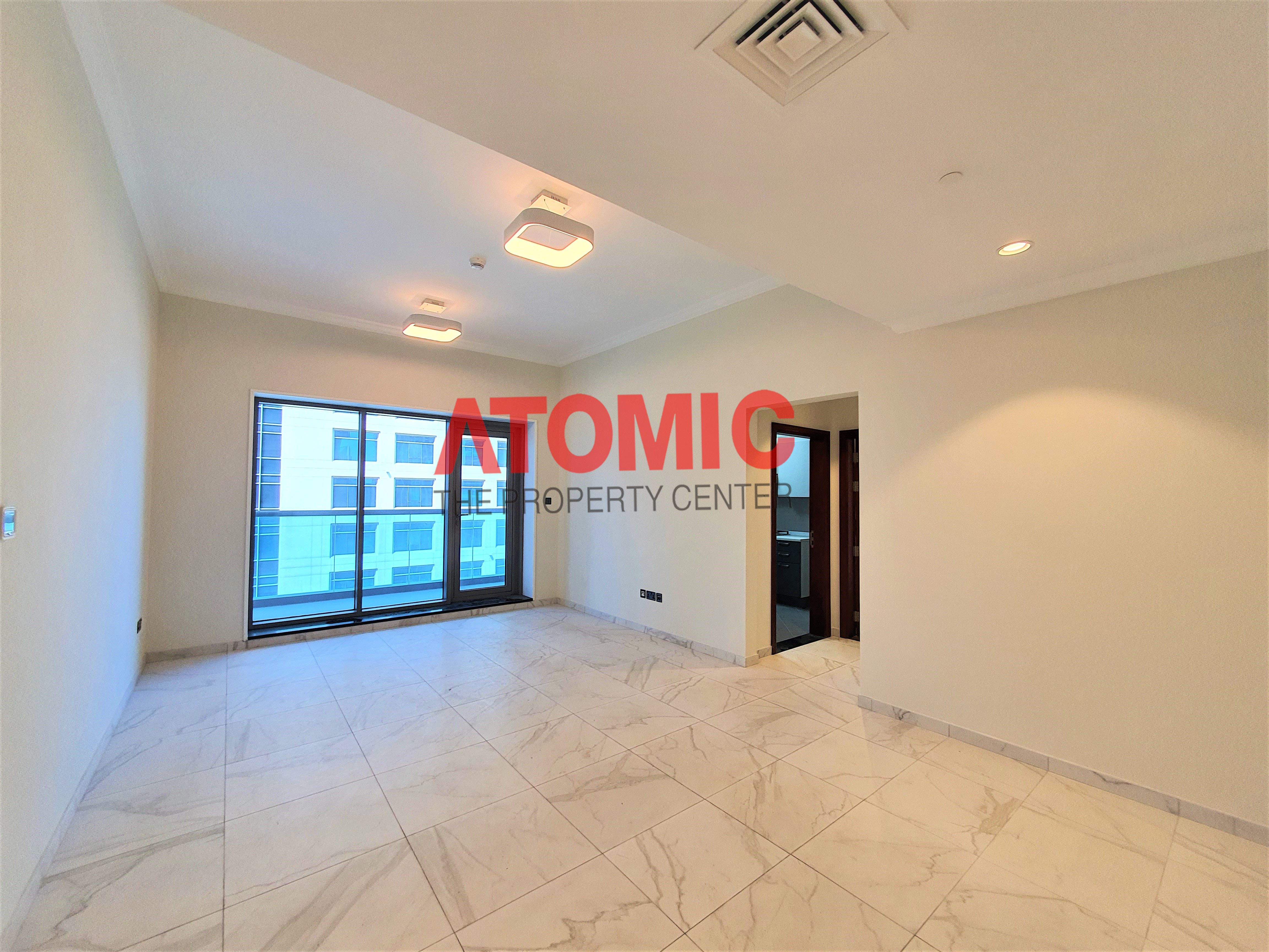 Open View, Close Kitchen, Near Metro