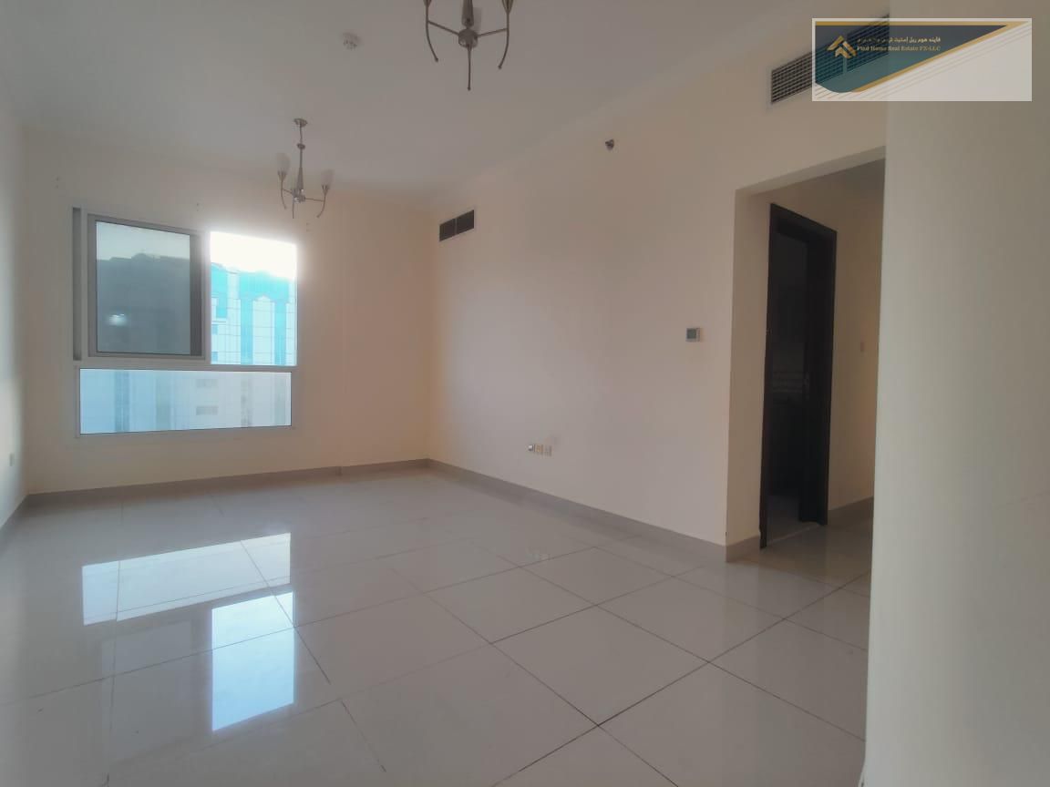 HOT OFFER !! LAST UNIT BRAND NEW 1BHK APARTMENT 2 BATHROOM 1 MASTER BEDROOM CENTRALIZED AC AND GAS 34K NEAR BUS STOP AND PAKR ABU SHAGA
