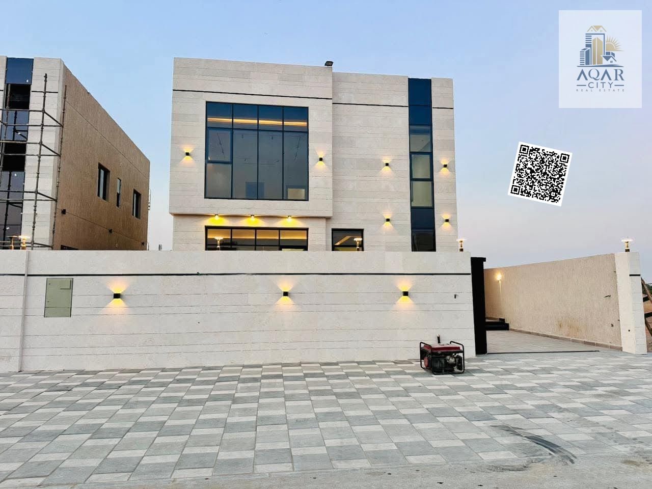 **A strategic location near all services A main street including registration and ownership fees. Very spacious room spaces with cabanas and a swimming pool and monsters, negotiable and a large area **Easy access to main roads** (for all services)