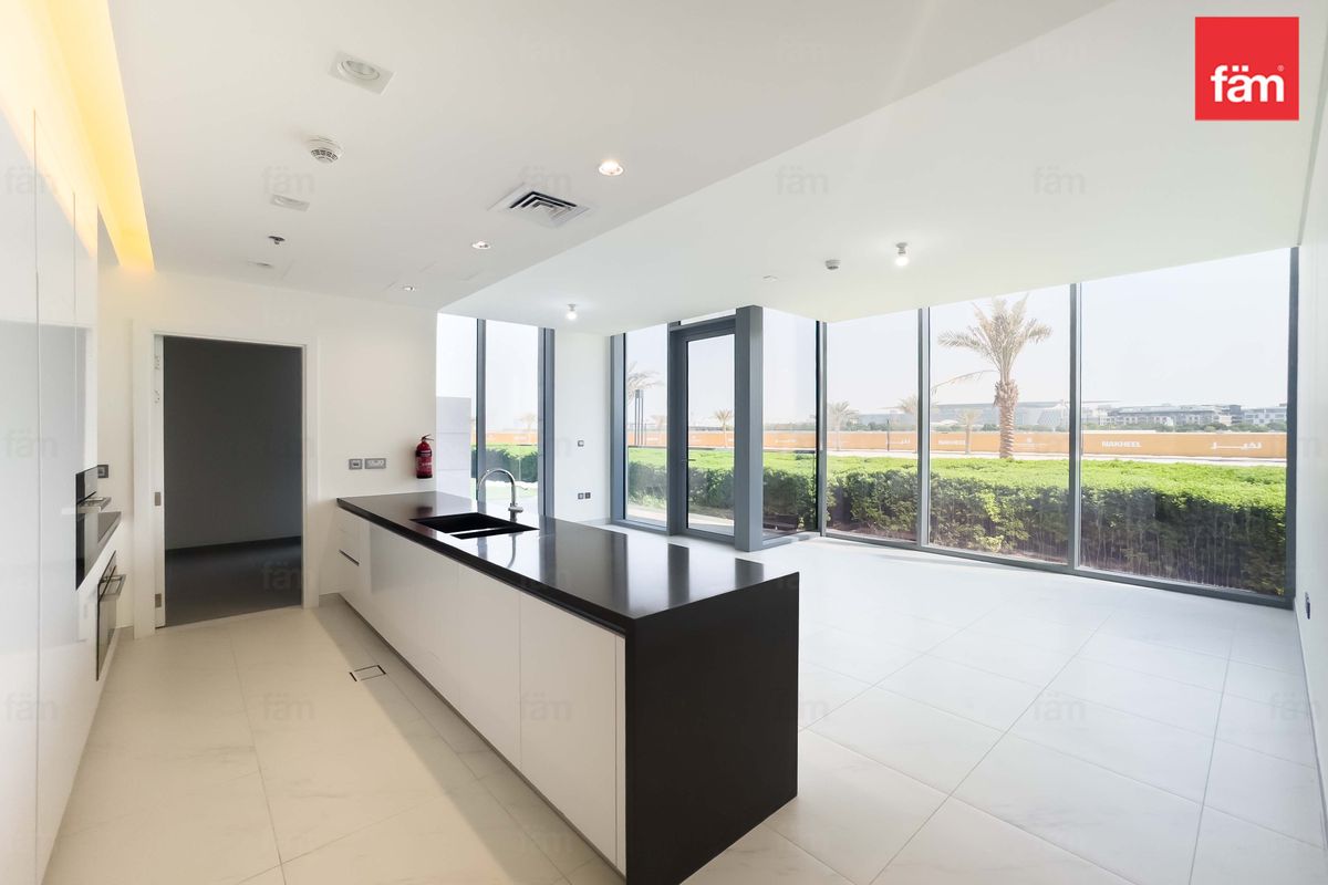 2BR + Study | Lagoon View | Spacious Terrace
