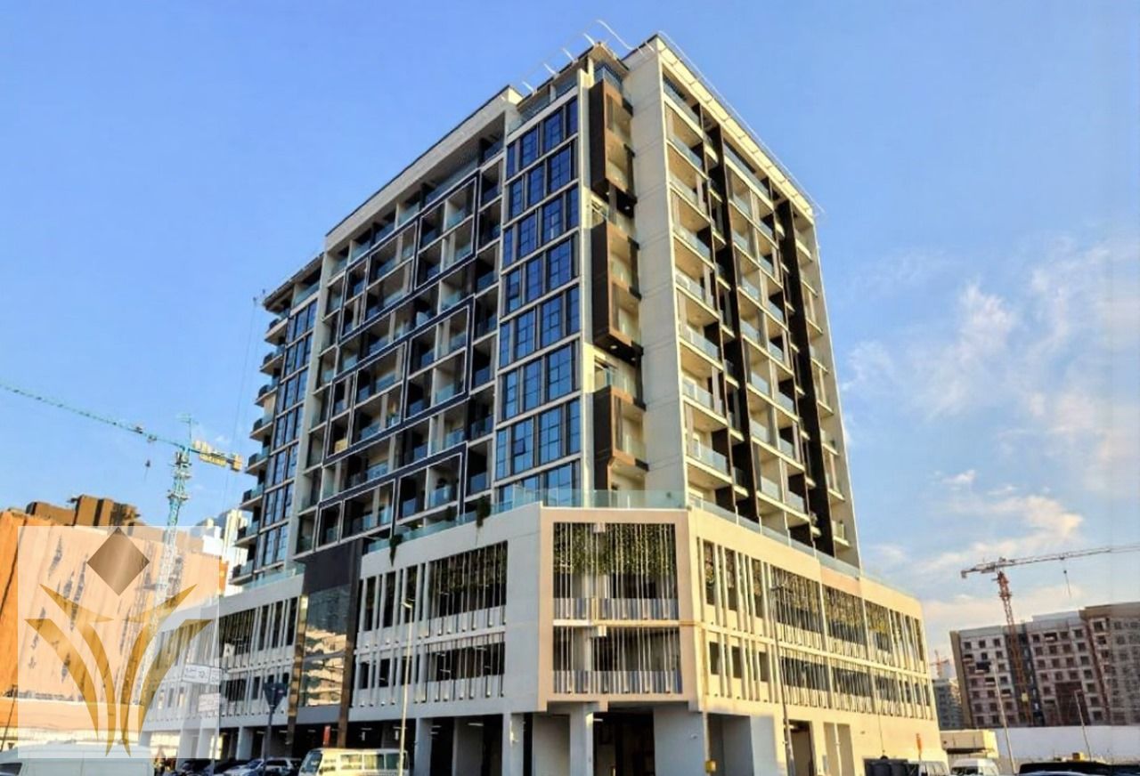 Modern & Spacious| Ready to Move| Prime Location