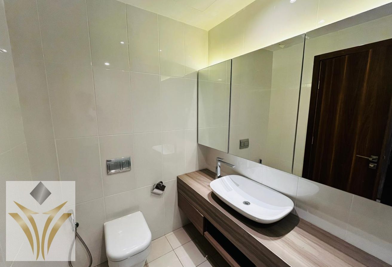Spacious 2BR | Super Bright Unit + Balcony