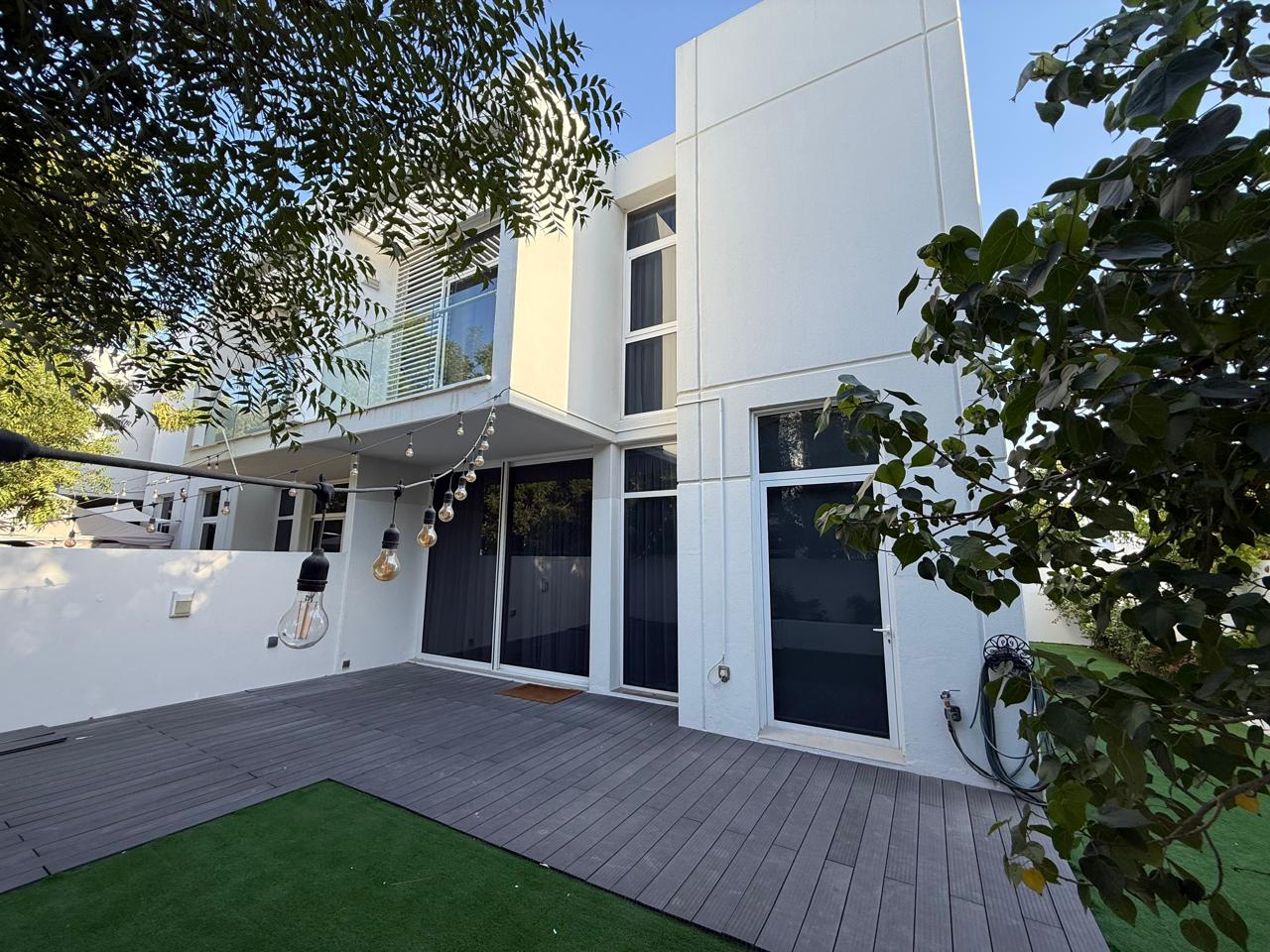 Type A End Unit | 3BR + Maid | Vacant | Vastu-Comp