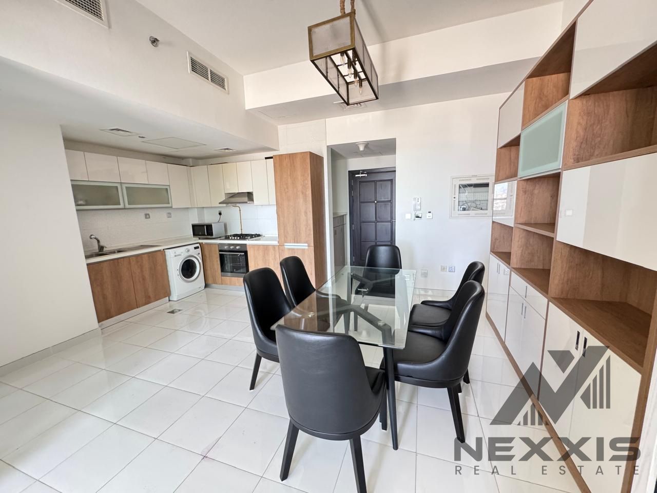 FULLY FURNISHED 1BHK AND CONVERTABLE TO 2BHK