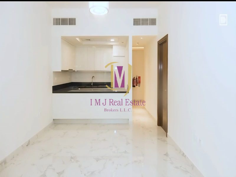 Prime Location | Spectacular Layout | Canal View