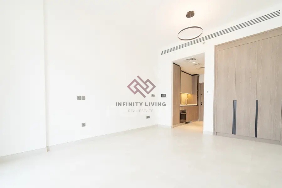 Spacious Unfurnished 1-Bedroom | Arjan