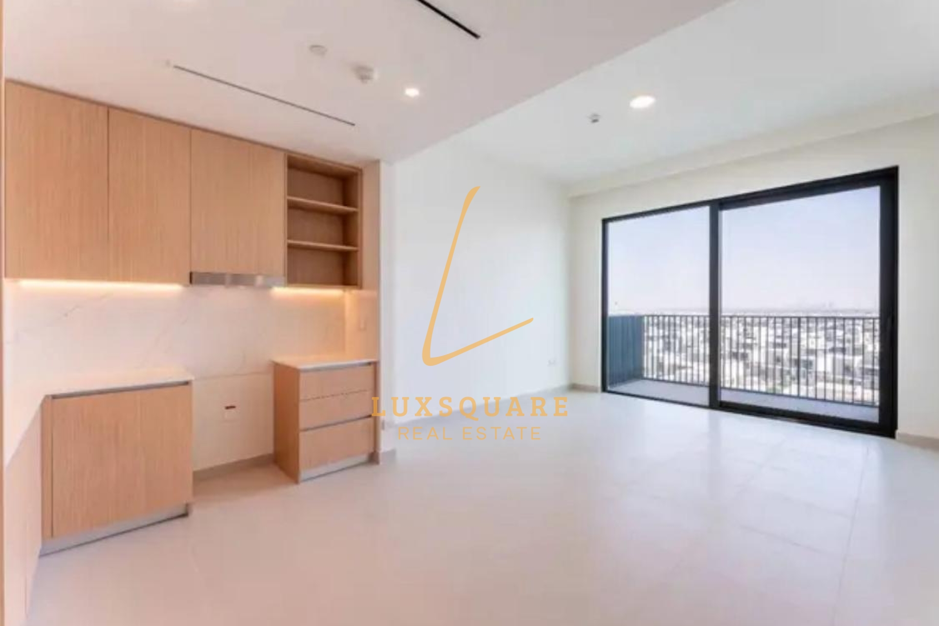 Modern 1BR I Prime Location I Ready to Move