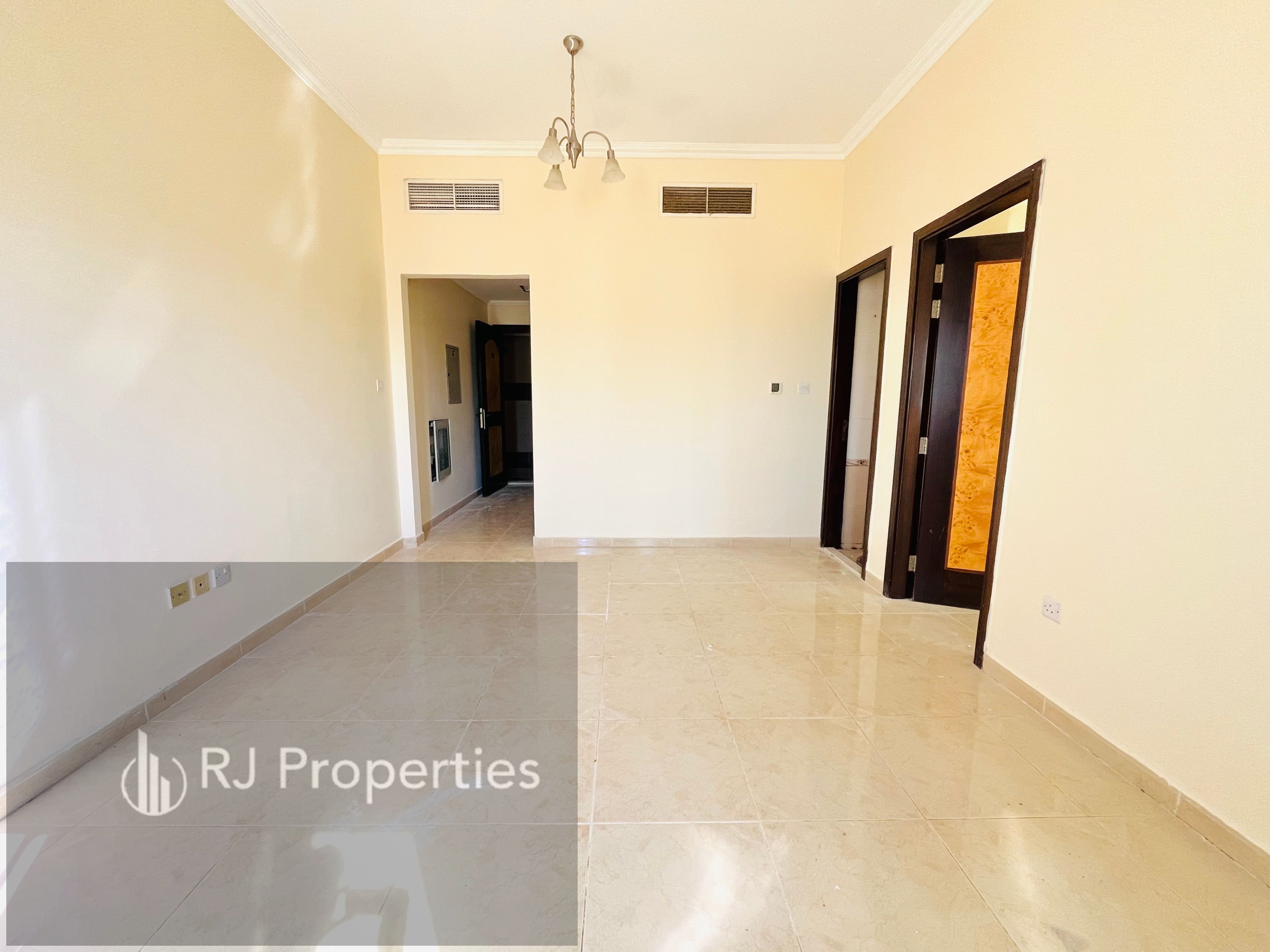 Luxury and very spacious 1bhk close to safari mall central ac just 35k