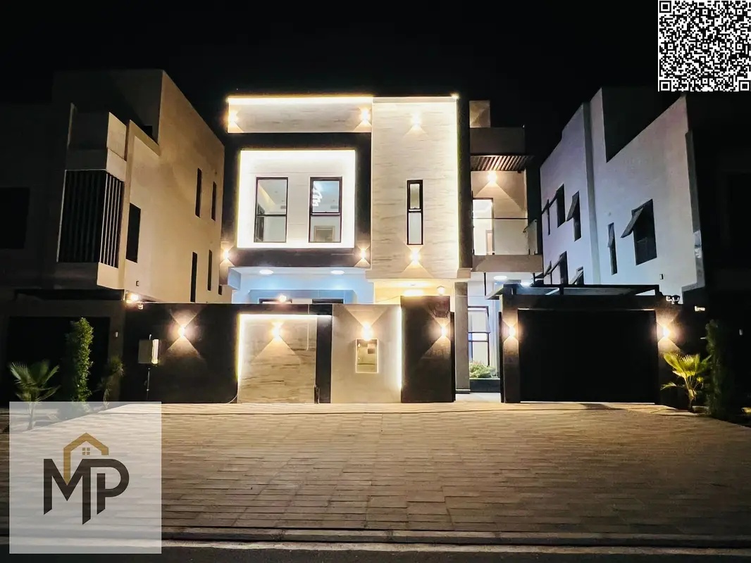 A luxurious villa featuring 5 master bedrooms, a rooftop terrace and private pool, fully connected to electricity, water and air conditioning, modern