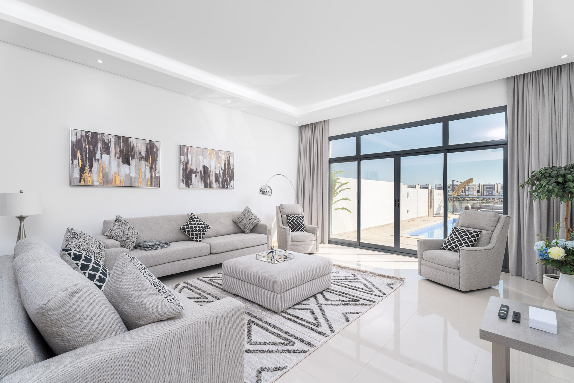 Luxurious Villa with Private Pool & Close to Beach