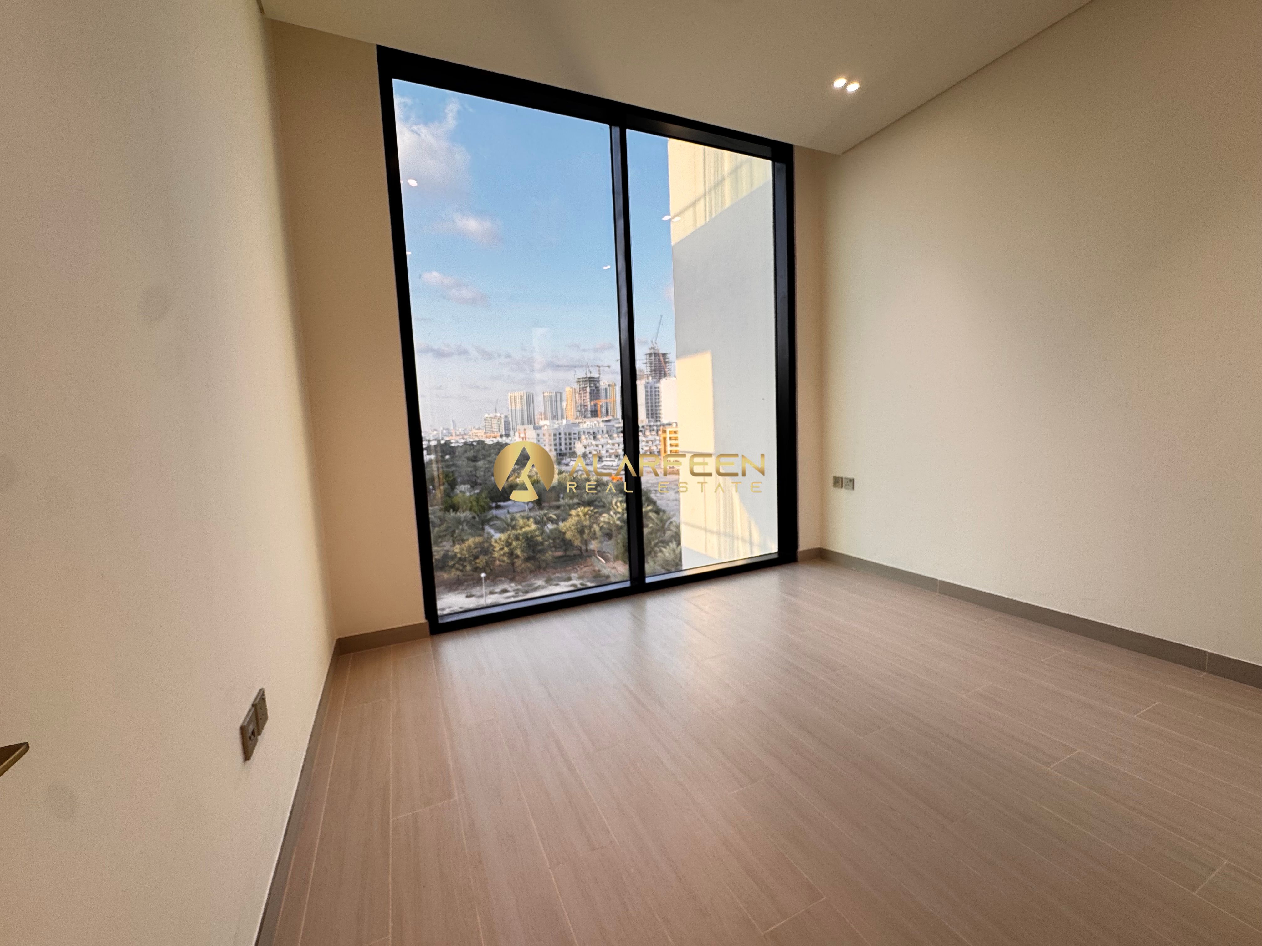 Open View | Fitted Kitchen | Brand New