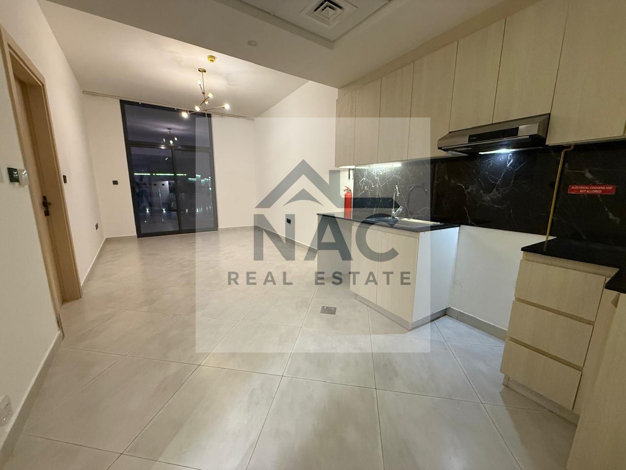 Modern 1BR | Spacious, Ventilated | Signature Binghatti Design | Prime Location | Near Downtown