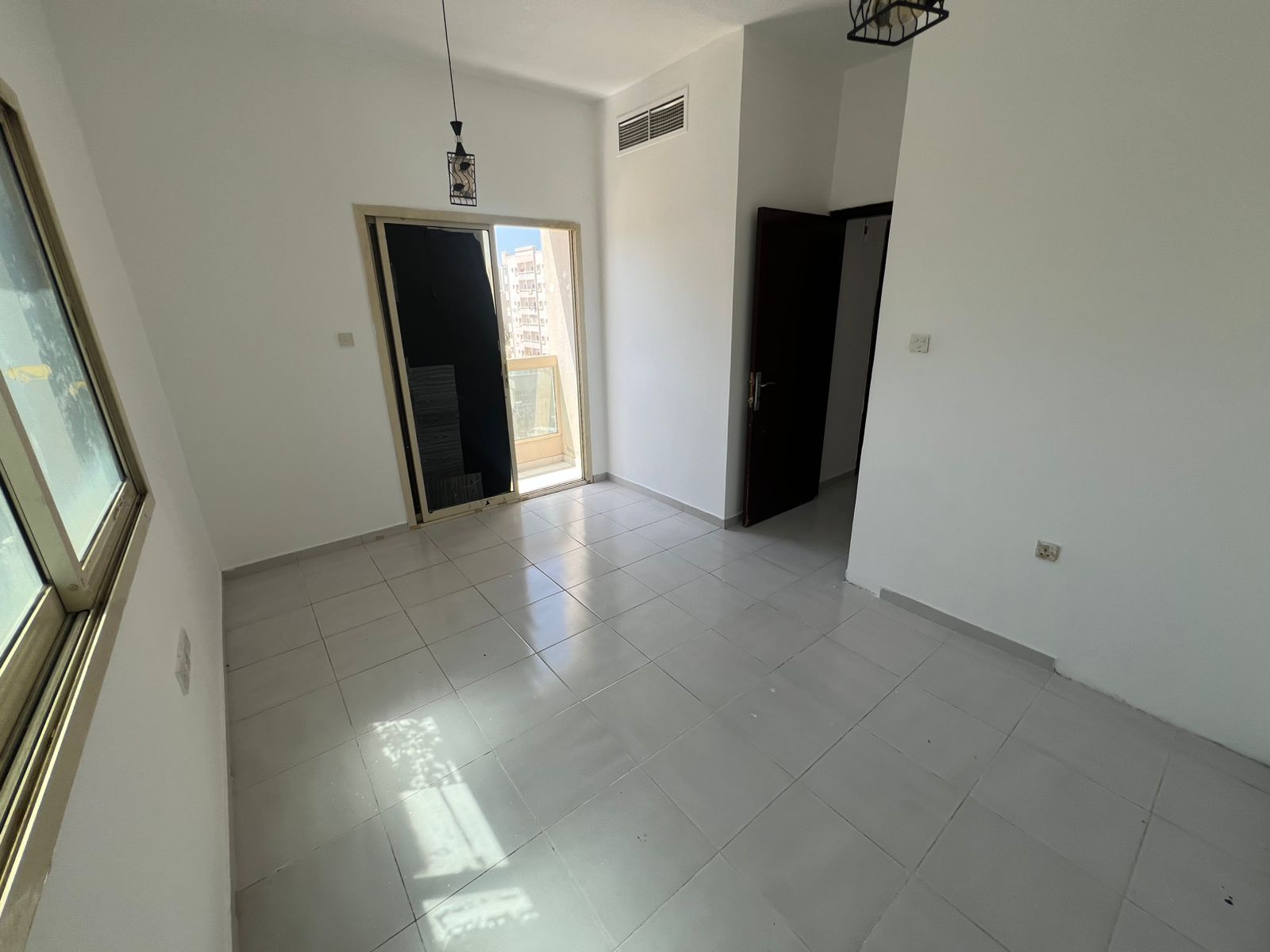 New one-bedroom apartment with high-end finishes in Al Rashidiya