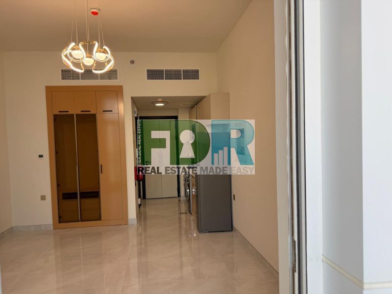 Brand New Studio| Spacious Unit| Friendly Place